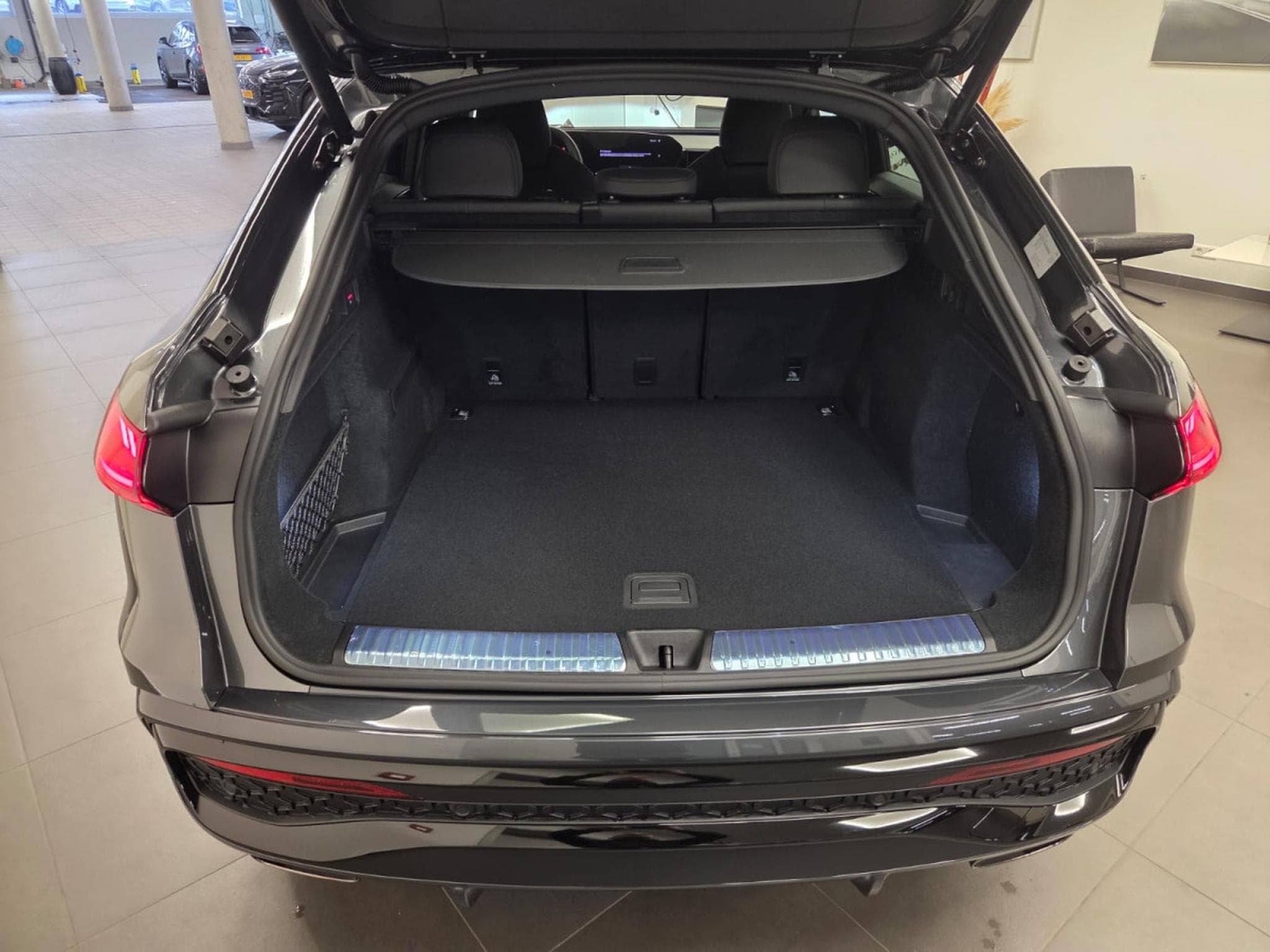 Audi Q5 Sportback S Line 204 CV / 150 KW TFSI quattro S tronic (2026) - Photo 8