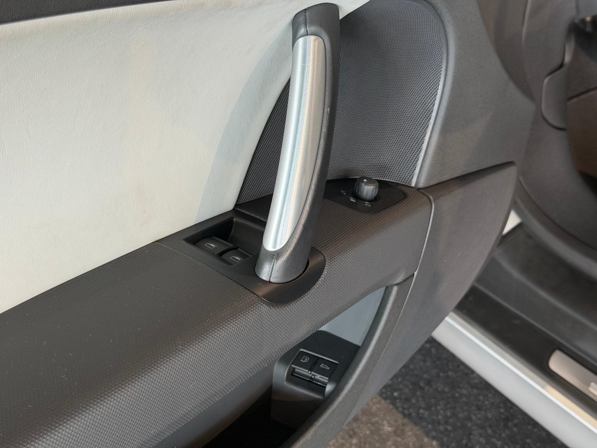 Audi TT 3.2 Quattro (2008) - Photo 23