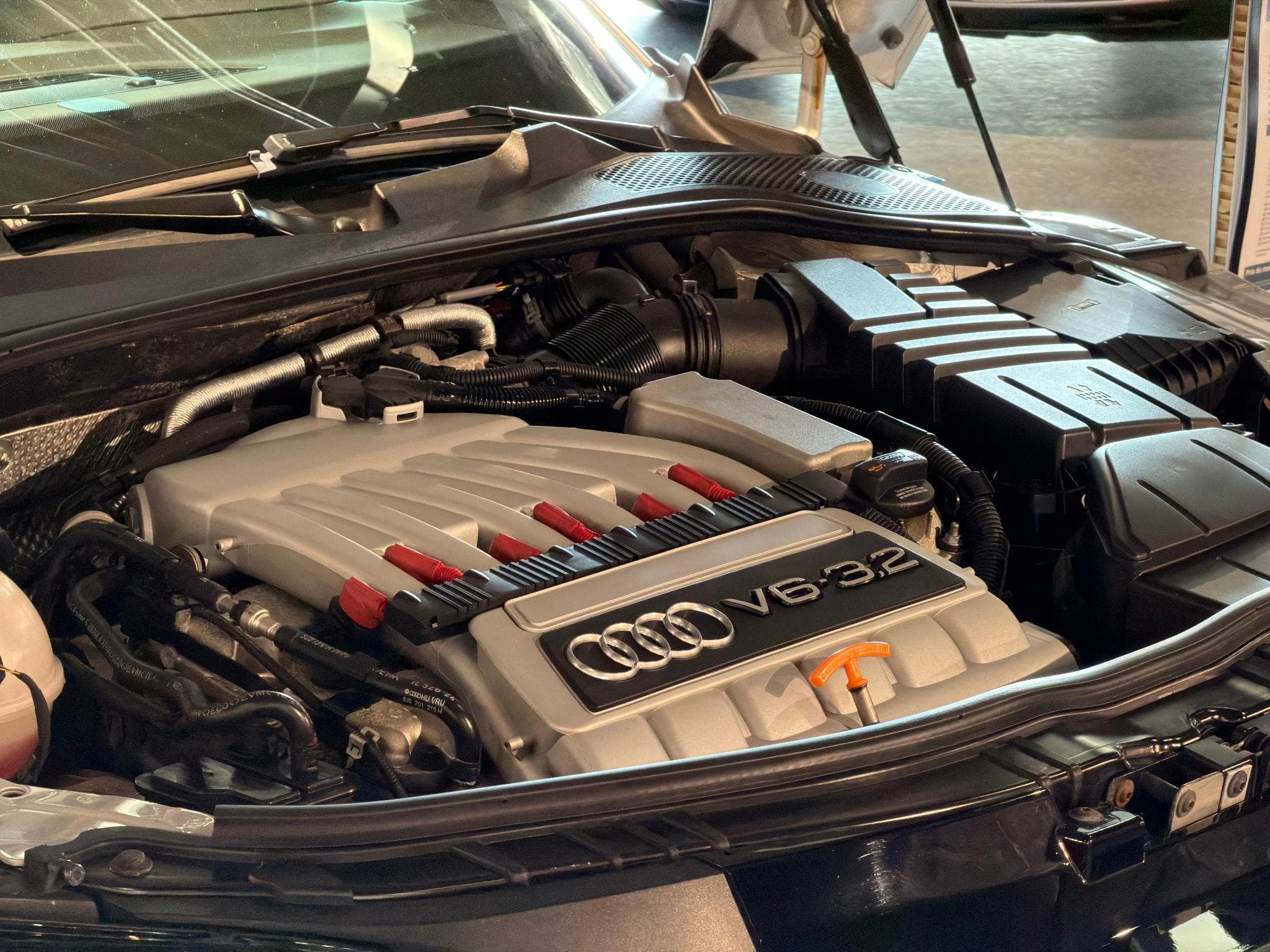 Audi TT 3.2 Quattro (2008) - Photo 25