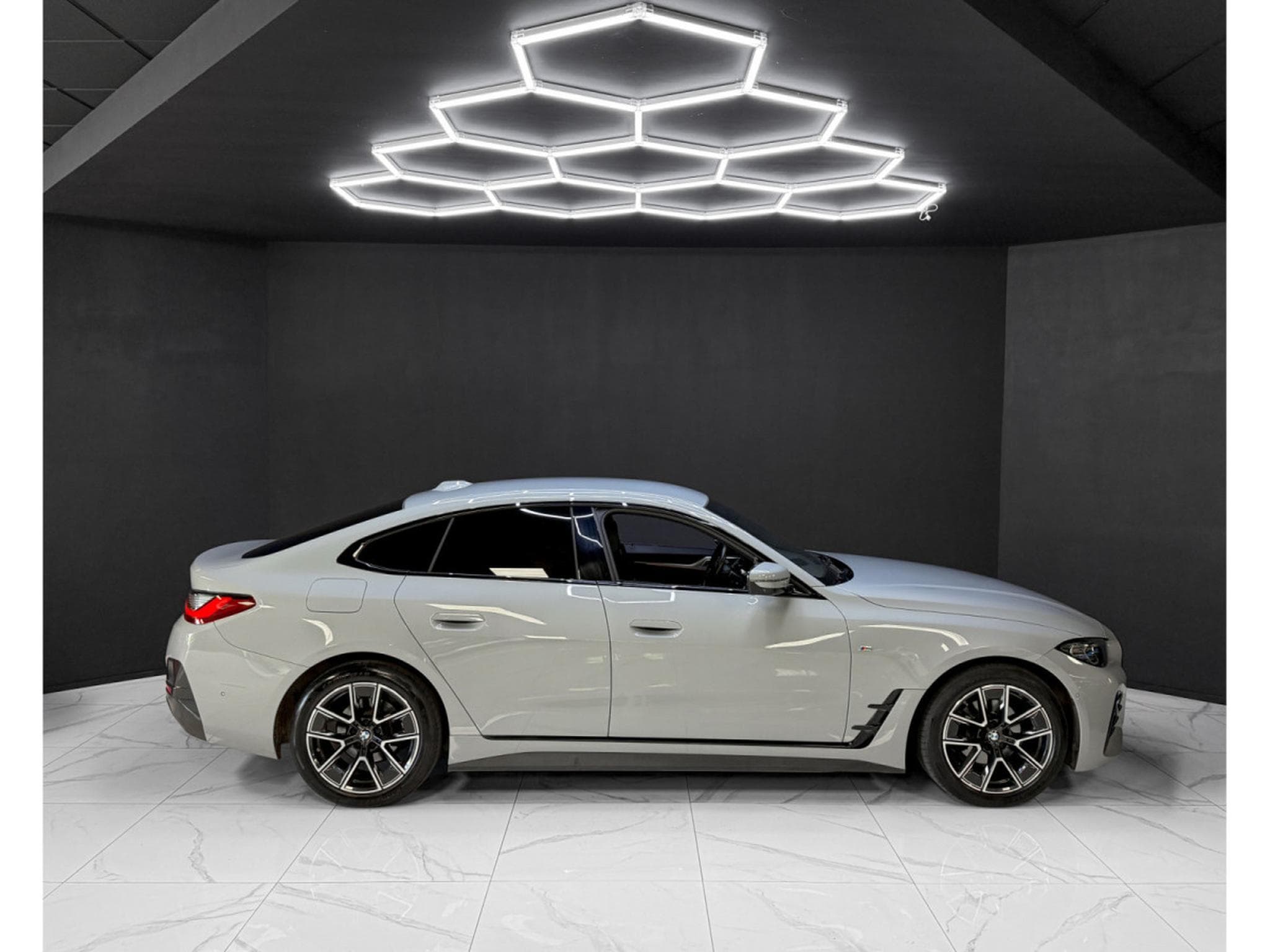 BMW 420 d M Sport / HK / ACC / LASER / WINTER SET (2023) - Photo 6