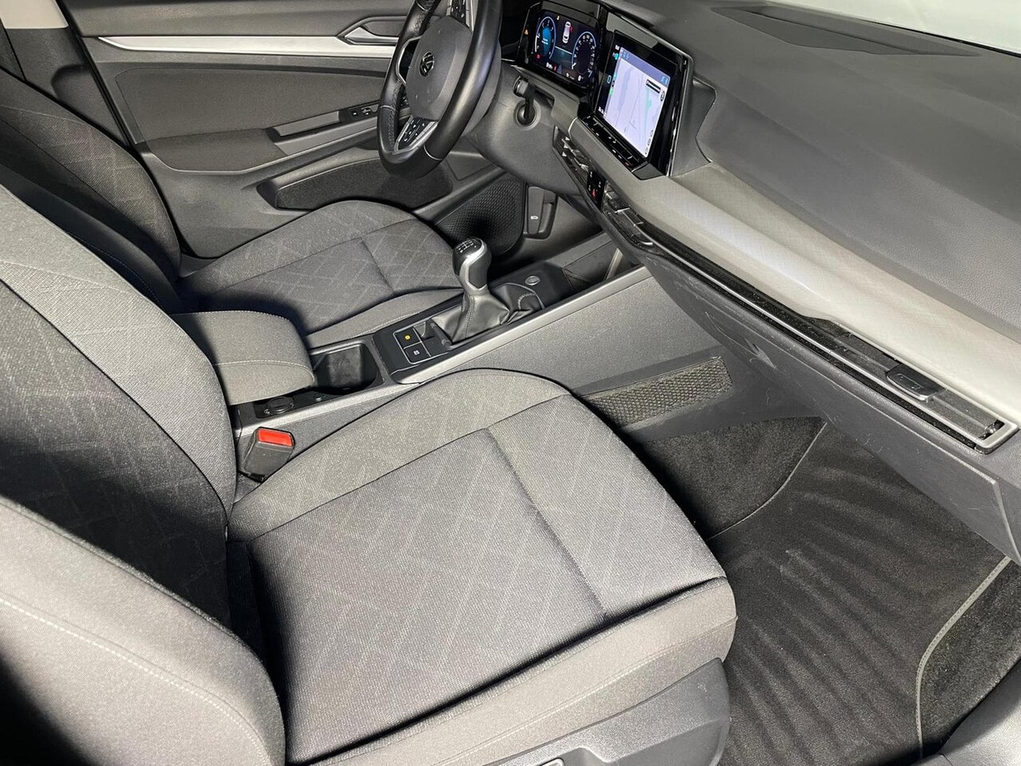 VW Golf VIII 2.0 TDI 115 LIFE GPS CARPLAY VIRTUAL COCKPIT (2020) - Foto 10