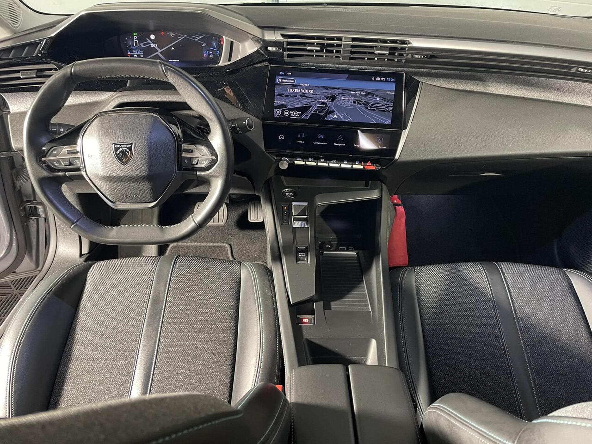 Peugeot 308 SW 1.5 BlueHDI 130 ALLURE EAT8 GPS CARPLAY (2022) - Foto 3