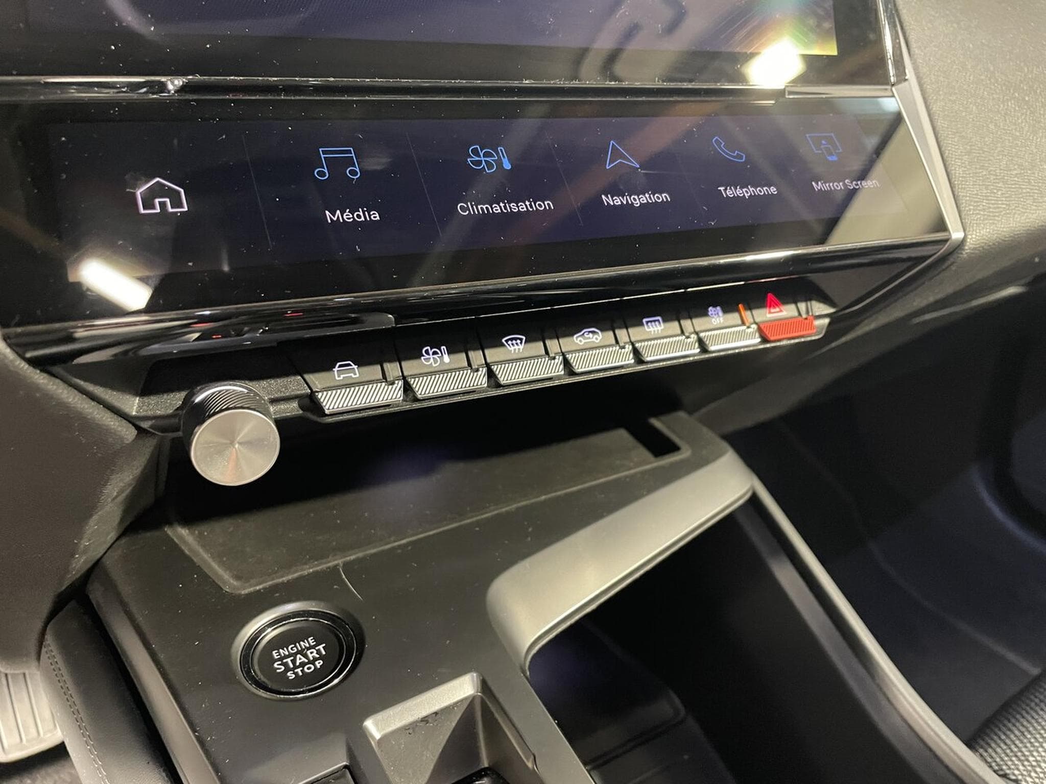 Peugeot 308 SW 1.5 BlueHDI 130 ALLURE EAT8 GPS CARPLAY (2022) - Foto 6