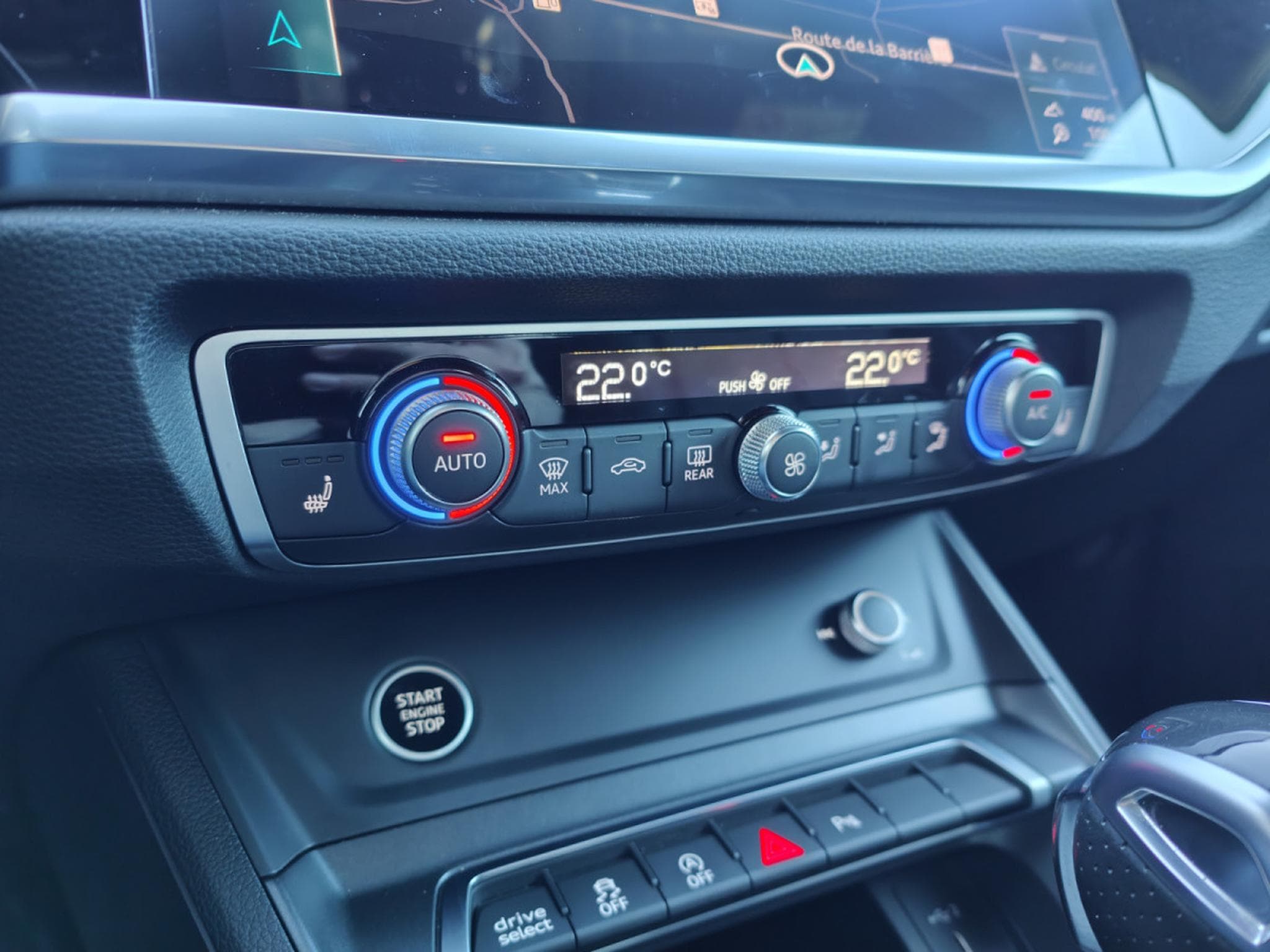 Audi Q3 40TDI QUATTRO S-TRONIC S-LINE CARPLAY CAMERA ECLAIRAGE AMBIA (2022) - Photo 17