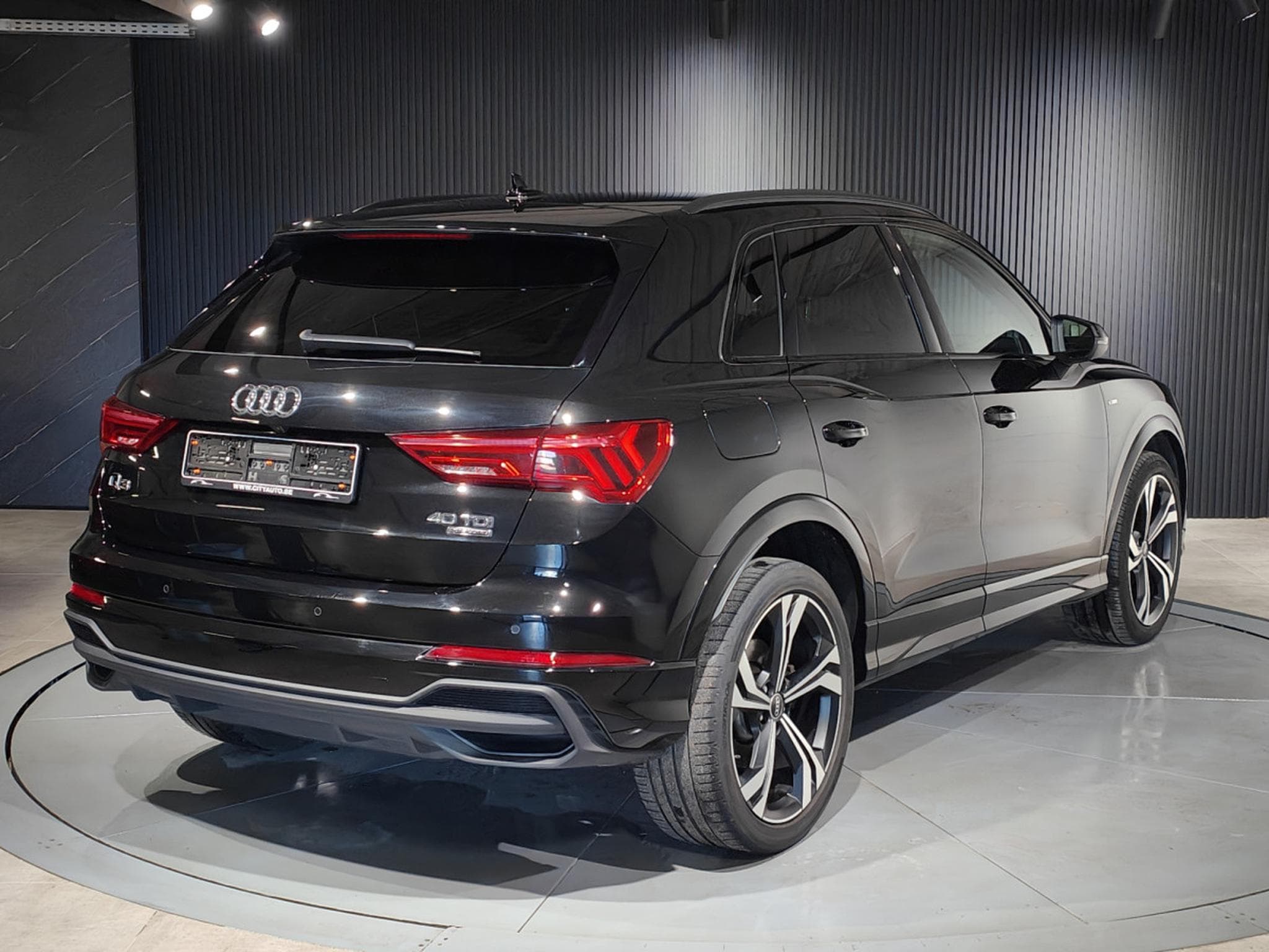 Audi Q3 40TDI QUATTRO S-TRONIC S-LINE CARPLAY CAMERA ECLAIRAGE AMBIA (2022) - Photo 3