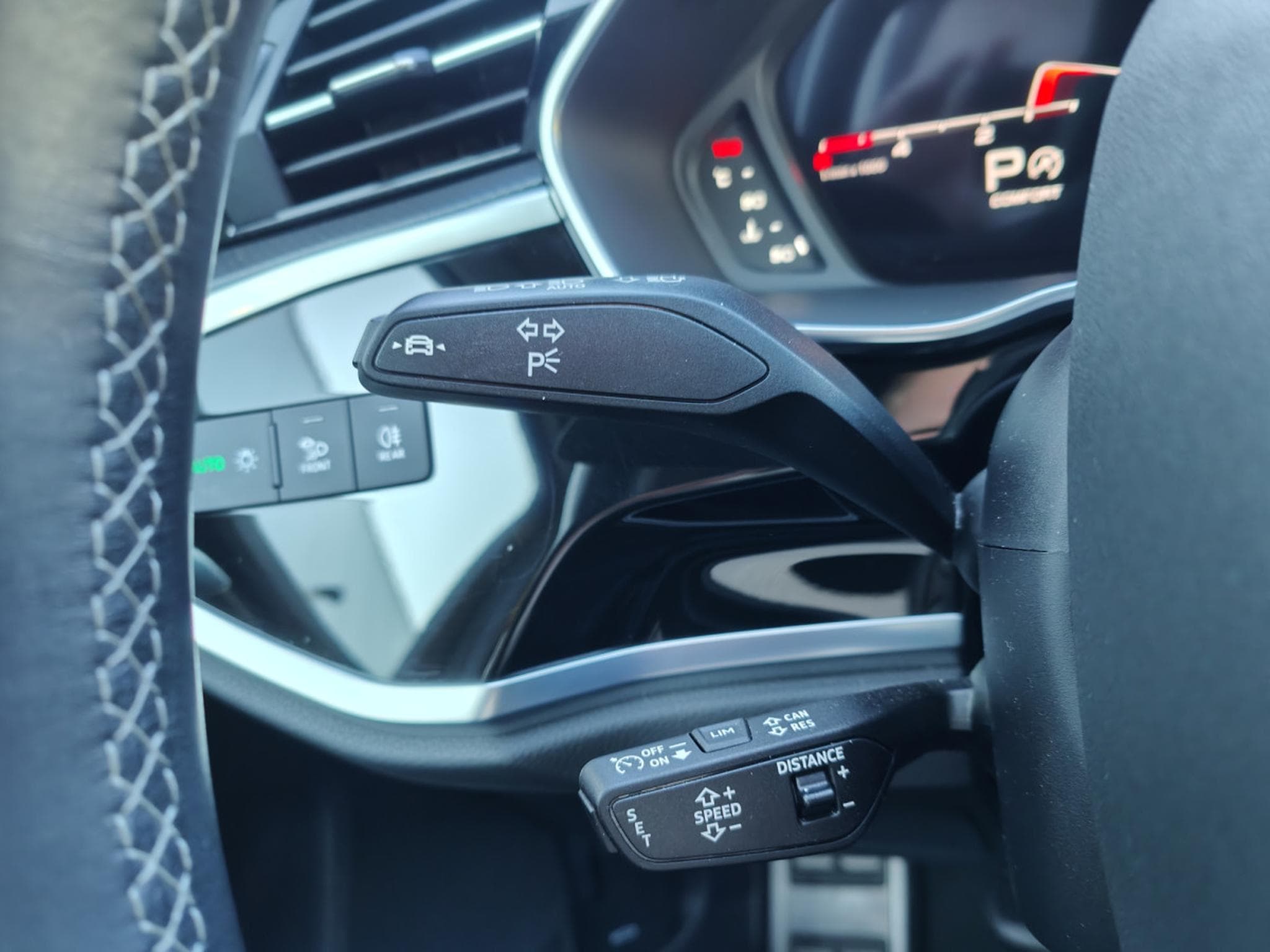 Audi Q3 40TDI QUATTRO S-TRONIC S-LINE CARPLAY CAMERA ECLAIRAGE AMBIA (2022) - Photo 24