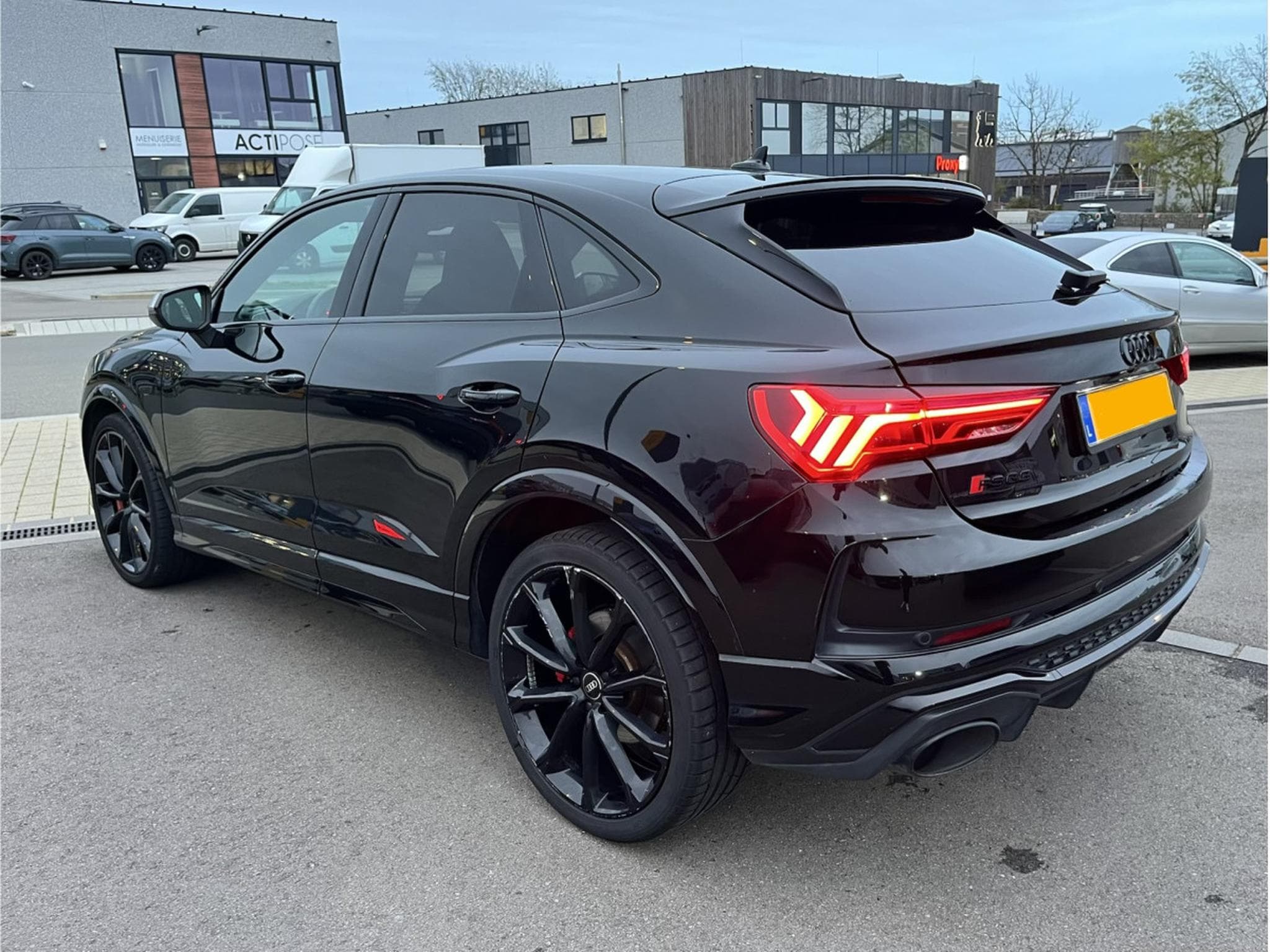 Audi RSQ3 RS Q3 Sportback 2.5 TFSI quattro S Tronic/FULL BLACK/CARBON (2022) - Foto 7