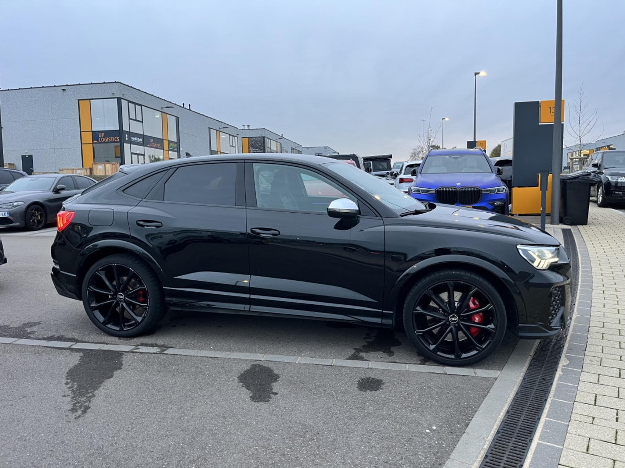 Audi RSQ3 RS Q3 Sportback 2.5 TFSI quattro S Tronic/FULL BLACK/CARBON (2022) - Foto 18