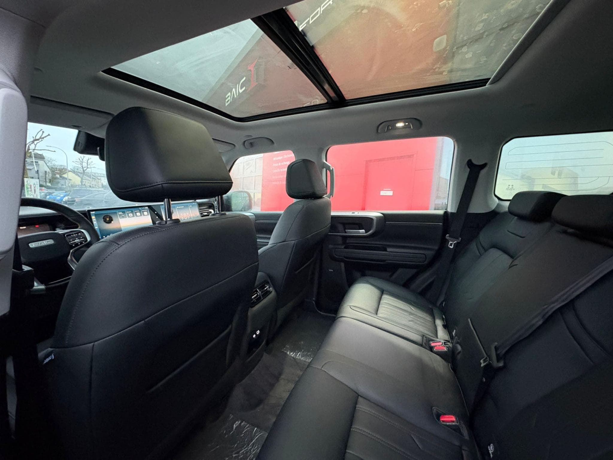 Baic BJ40 PRO (2026) - Photo 15