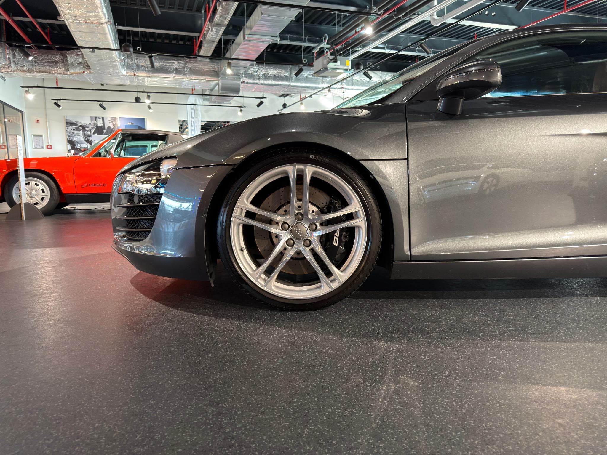 Audi R8 4.2 FSI quattro R tronic (2009) - Photo 6