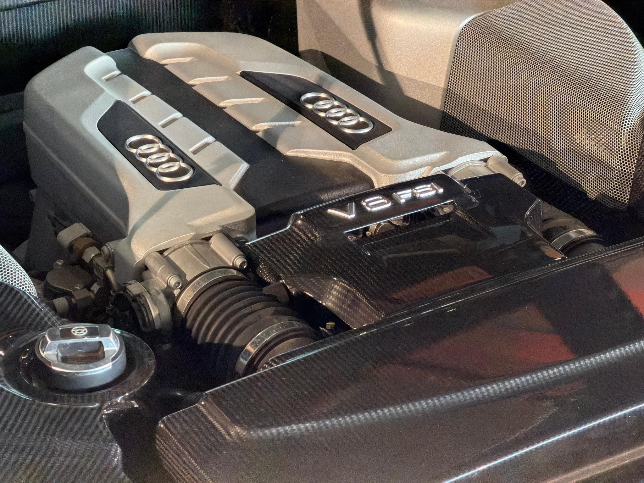 Audi R8 4.2 FSI quattro R tronic (2009) - Photo 24