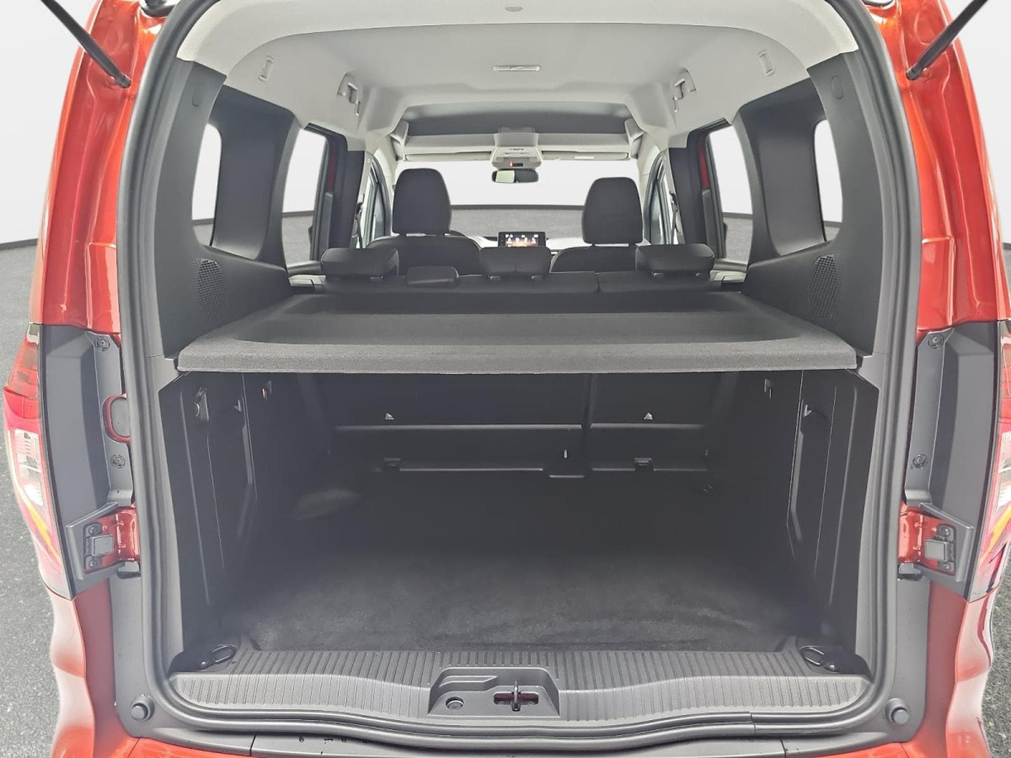 Nissan Townstar 1.3 DIG-T 130  Auto L1 Tekna (2026) - Photo 13