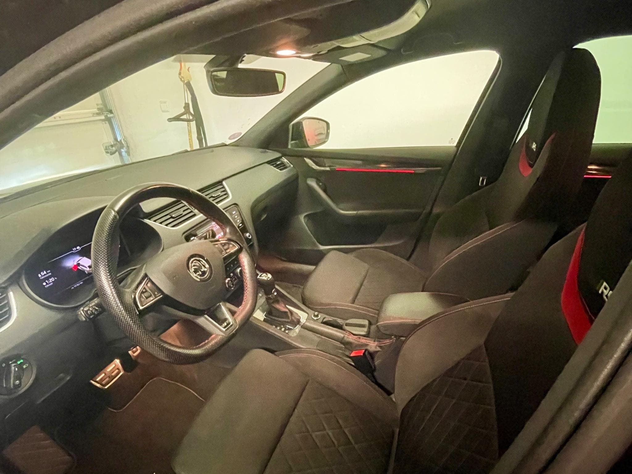Skoda Octavia RS (2019) - Foto 4