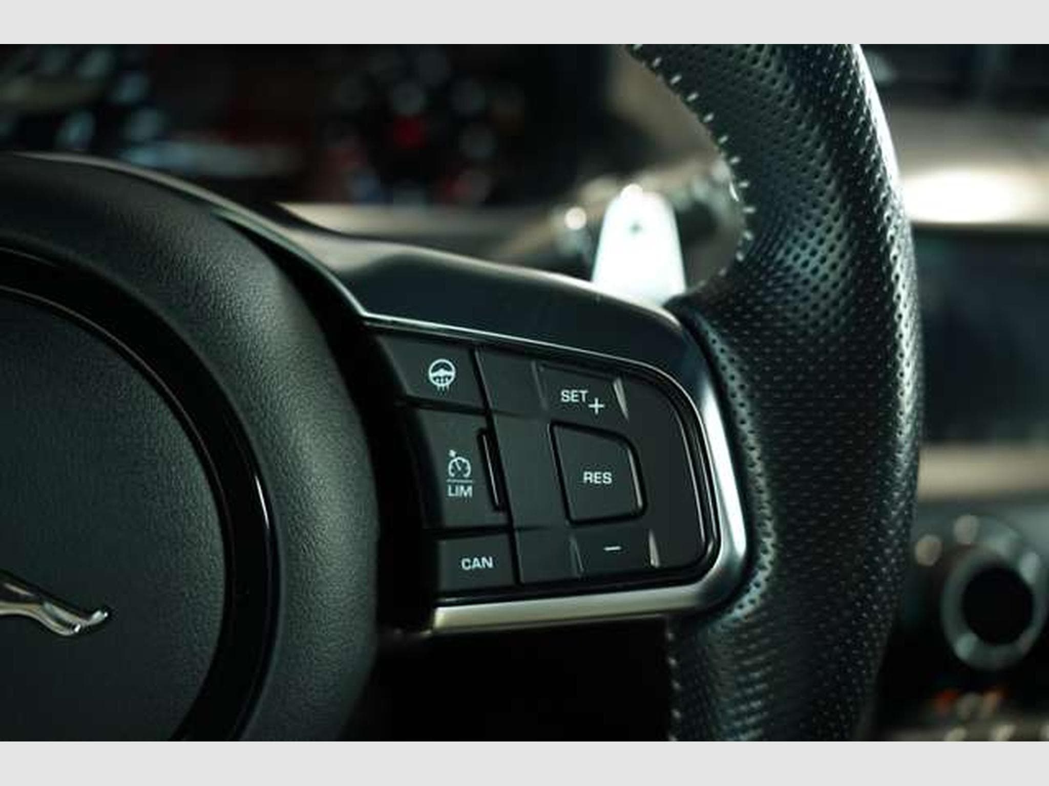 Jaguar F-Type Cabrio RWD *2.HD*First Edition*20*Schale (2021) - Photo 43