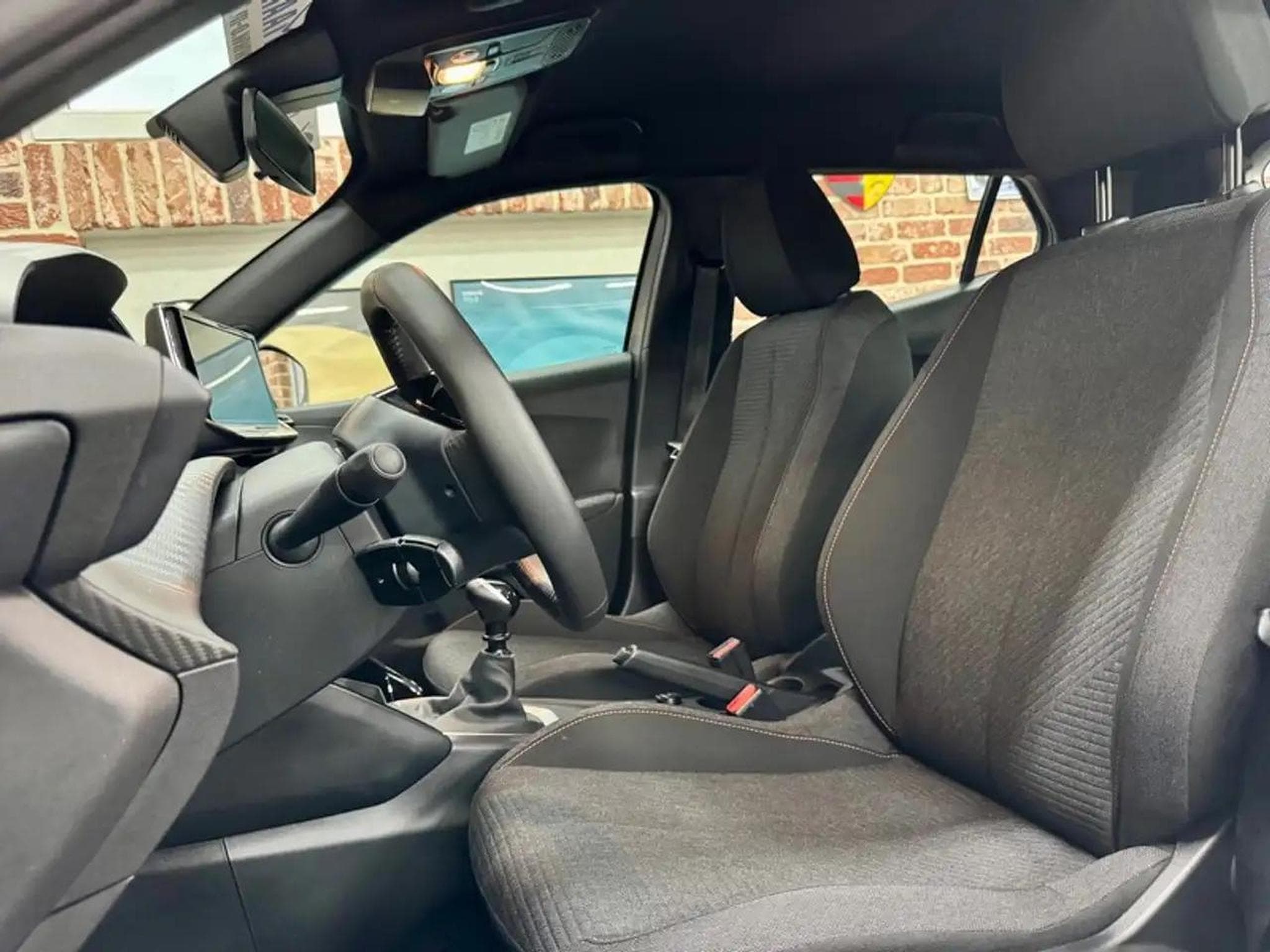 Peugeot 2008 (2025) - Foto 5