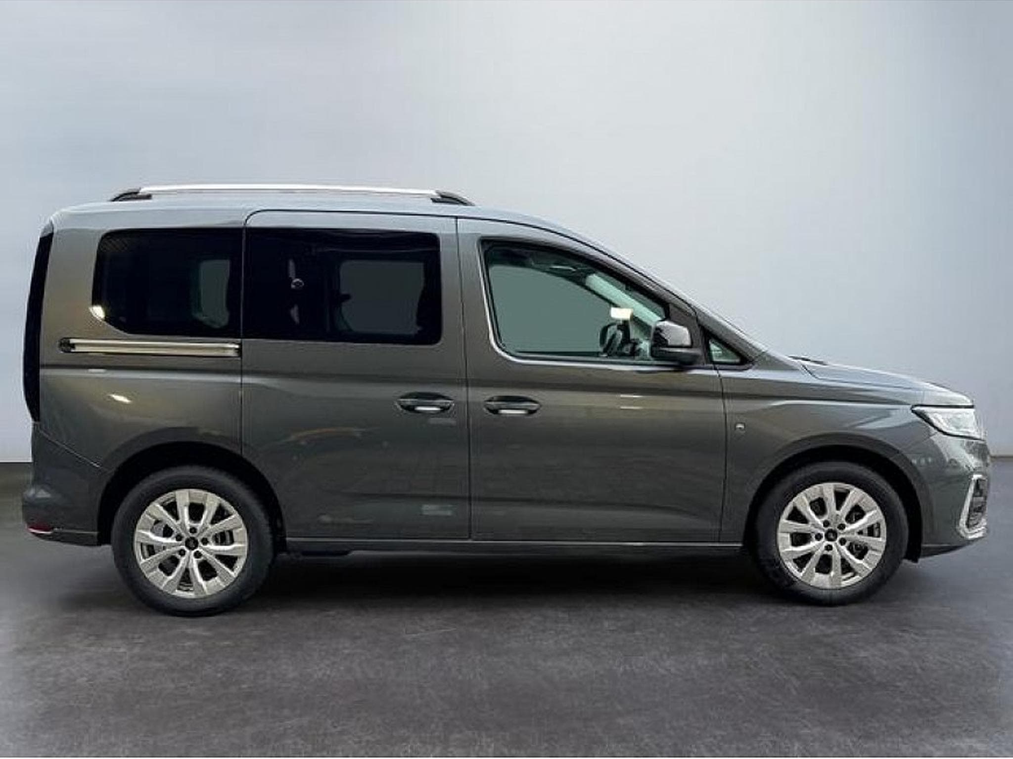 Ford Tourneo (2026) - Foto 7