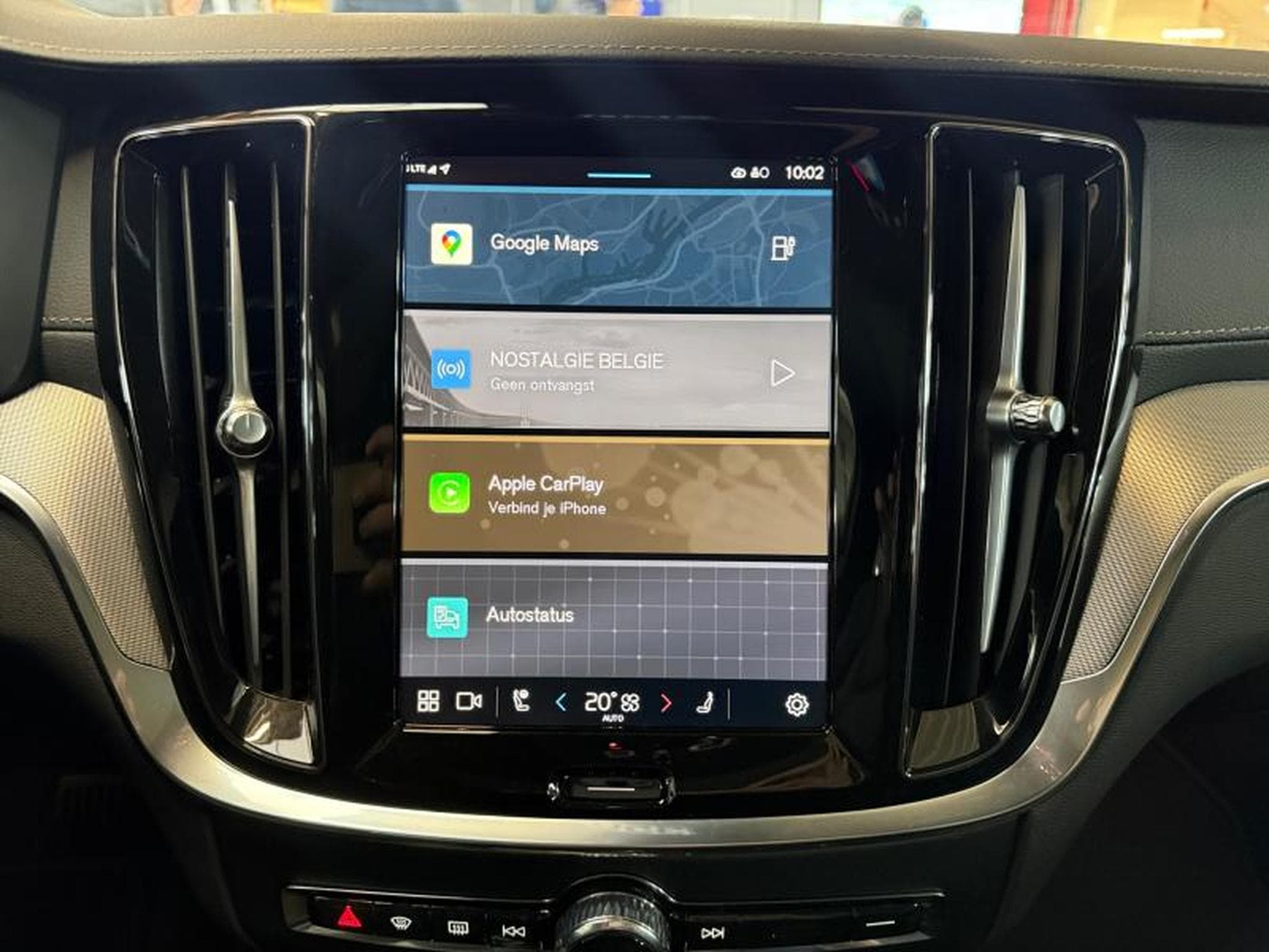 Volvo V60 T6 Ultra Dark / Hybride (2024) - Foto 16