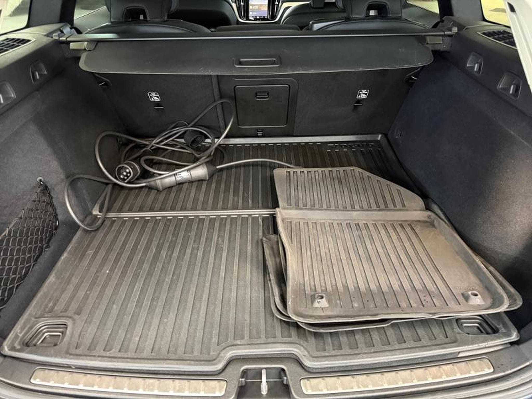 Volvo V60 T6 Ultra Dark / Hybride (2024) - Foto 19