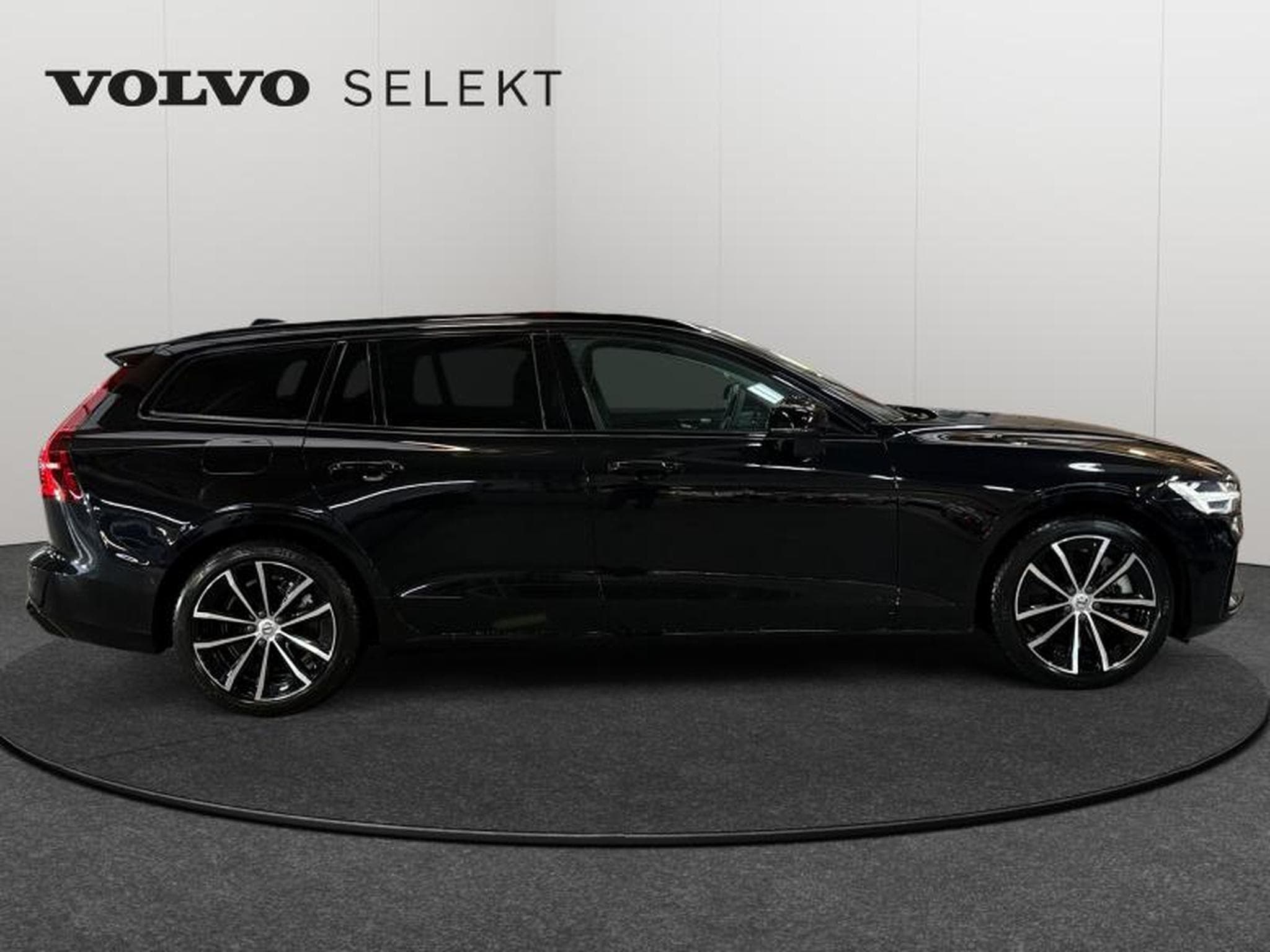 Volvo V60 T6 Ultra Dark / Hybride (2024) - Photo 6