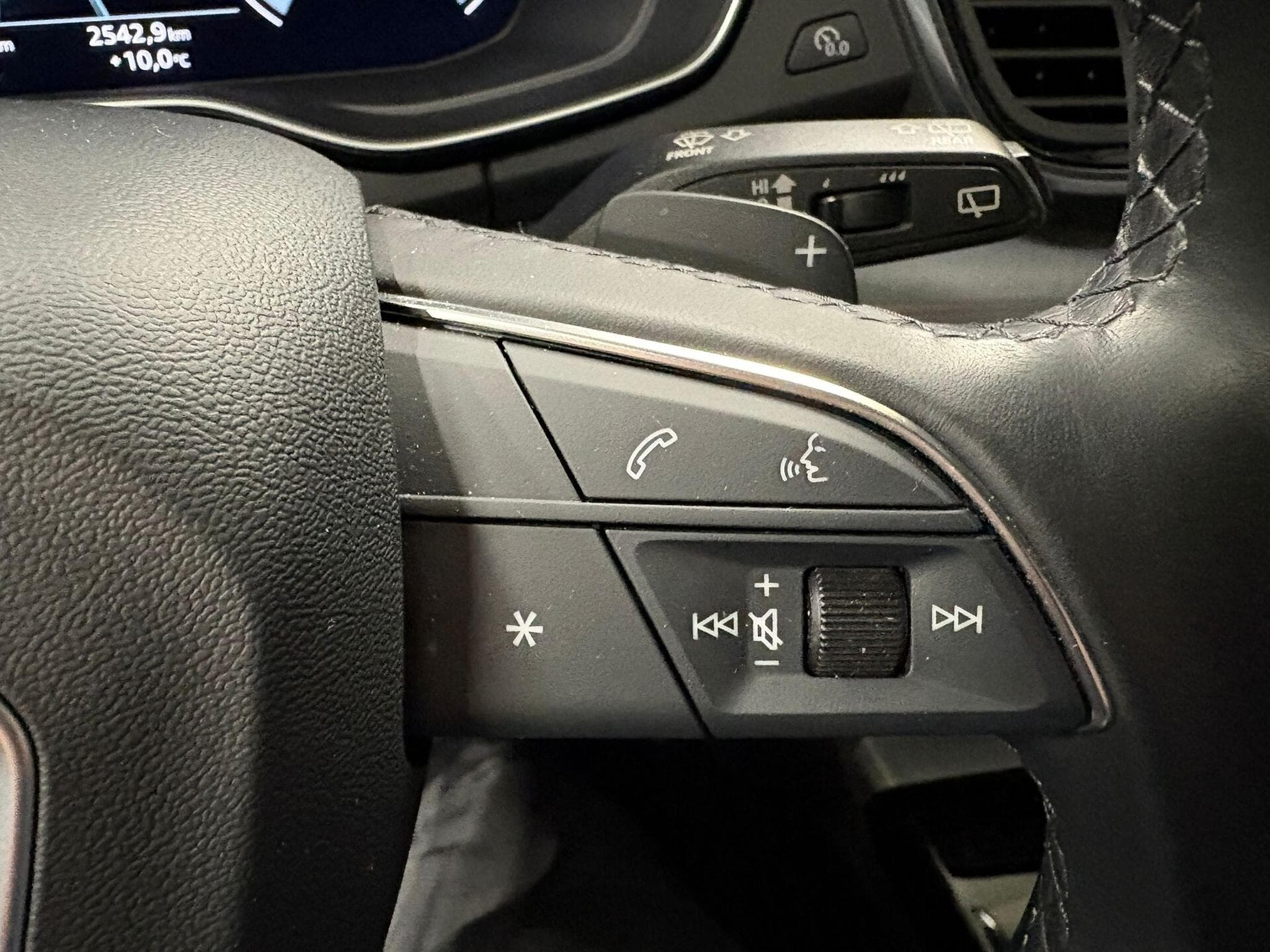 Audi Q5 ADVANCED 50 TDI QUATTRO (2023) - Photo 15