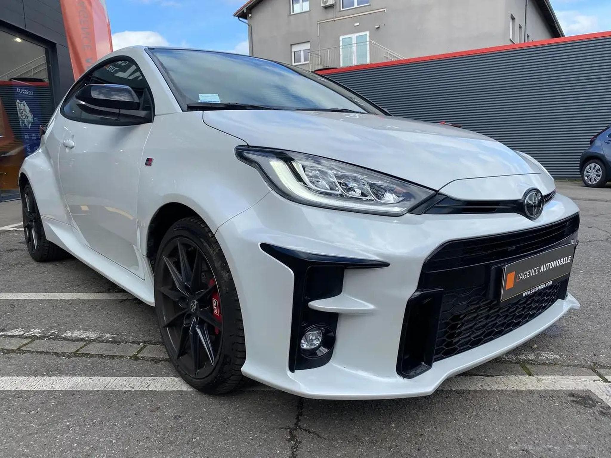 Toyota Yaris (2024) - Photo 4