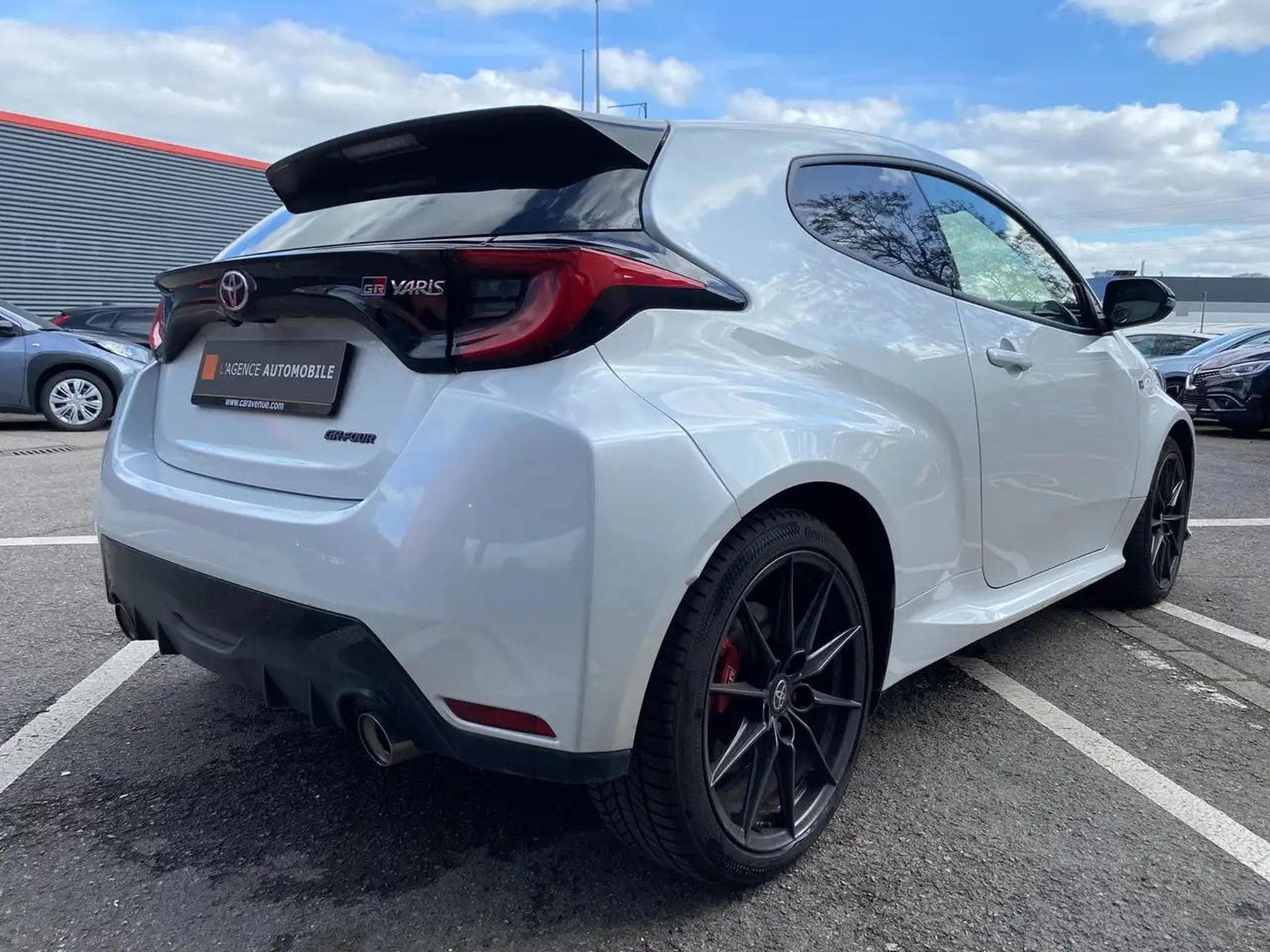 Toyota Yaris (2024) - Photo 5