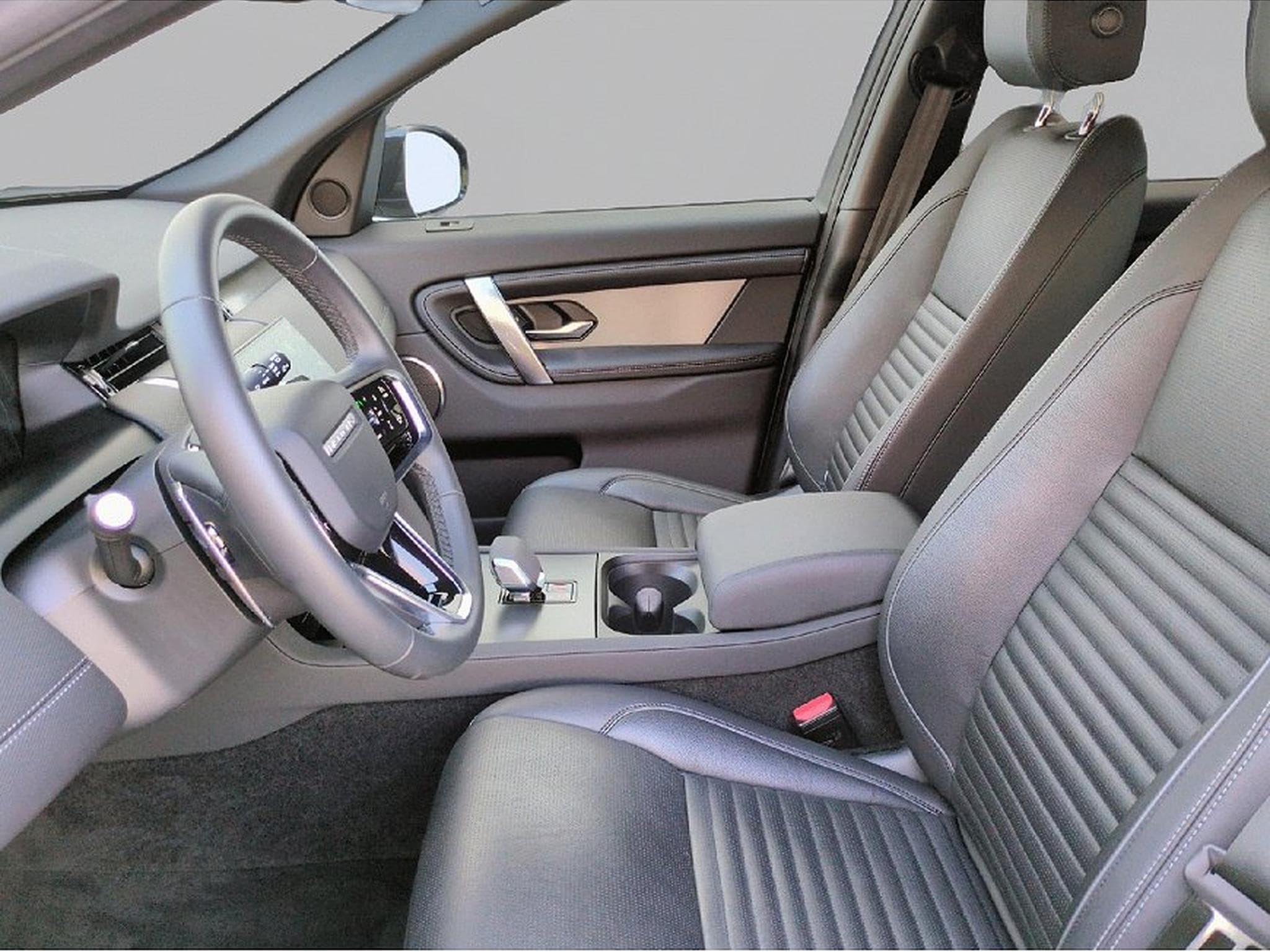 Land-Rover Discovery (2026) - Photo 4