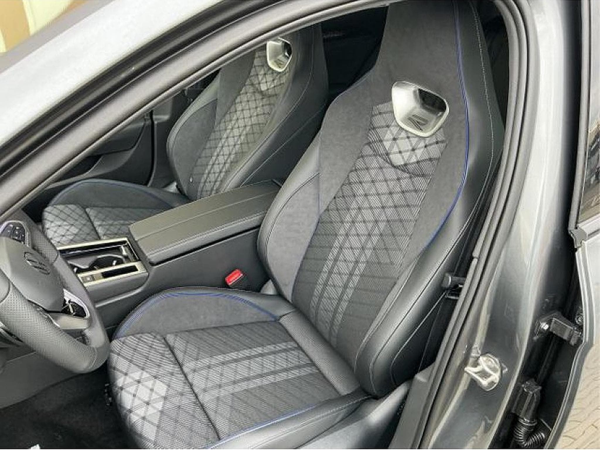 VW Passat (2026) - Photo 11