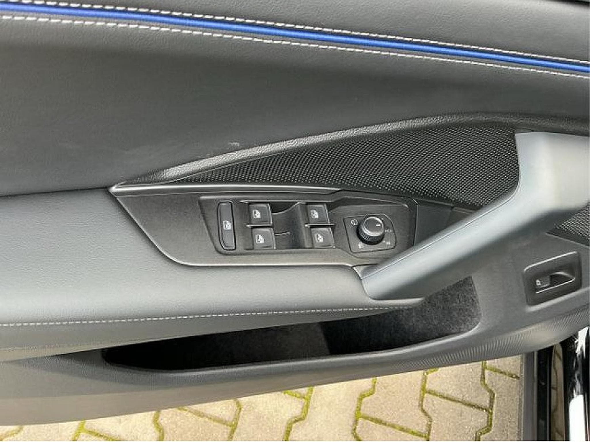 VW Tiguan (2025) - Photo 11