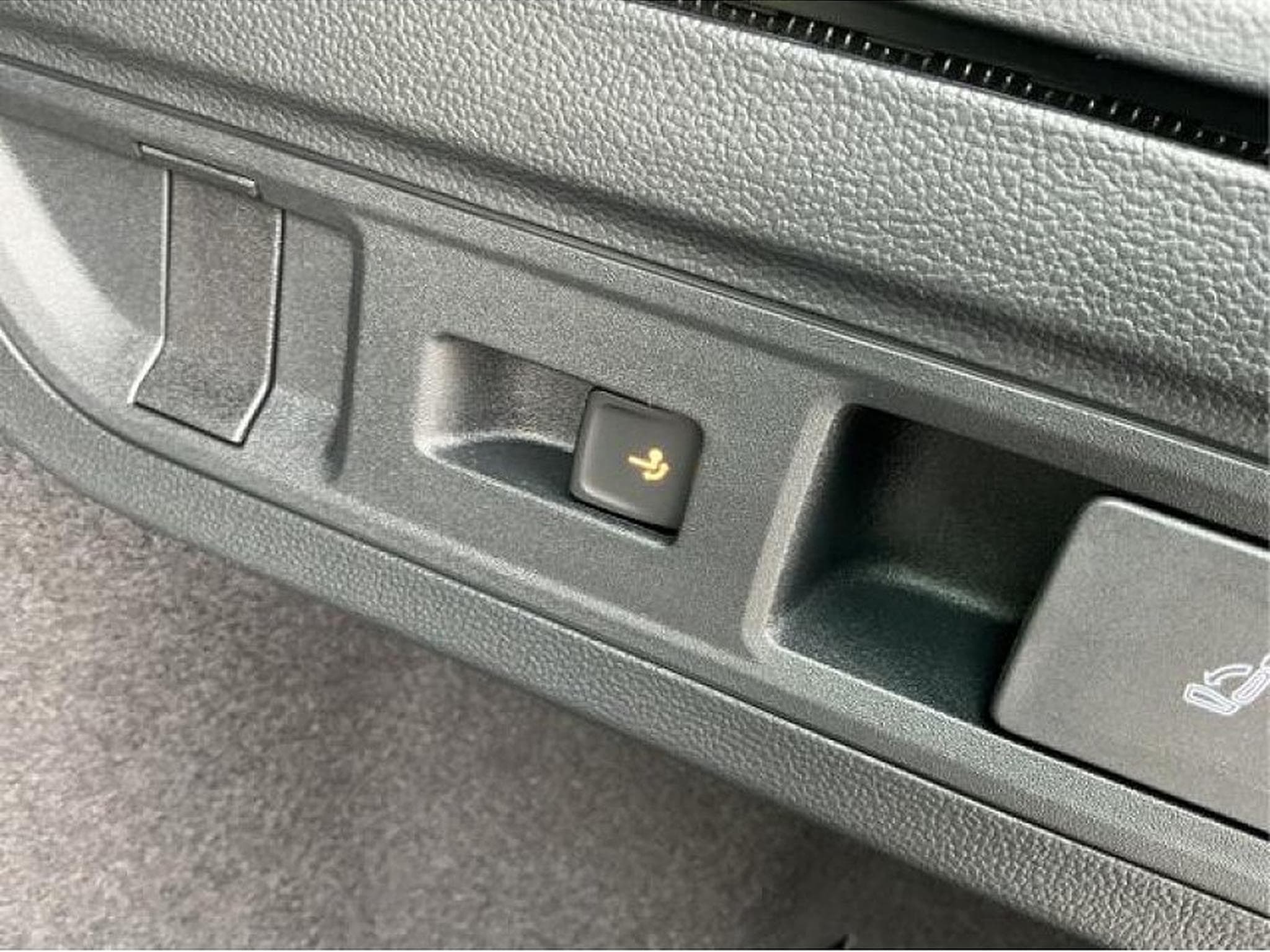 VW Passat (2025) - Photo 7