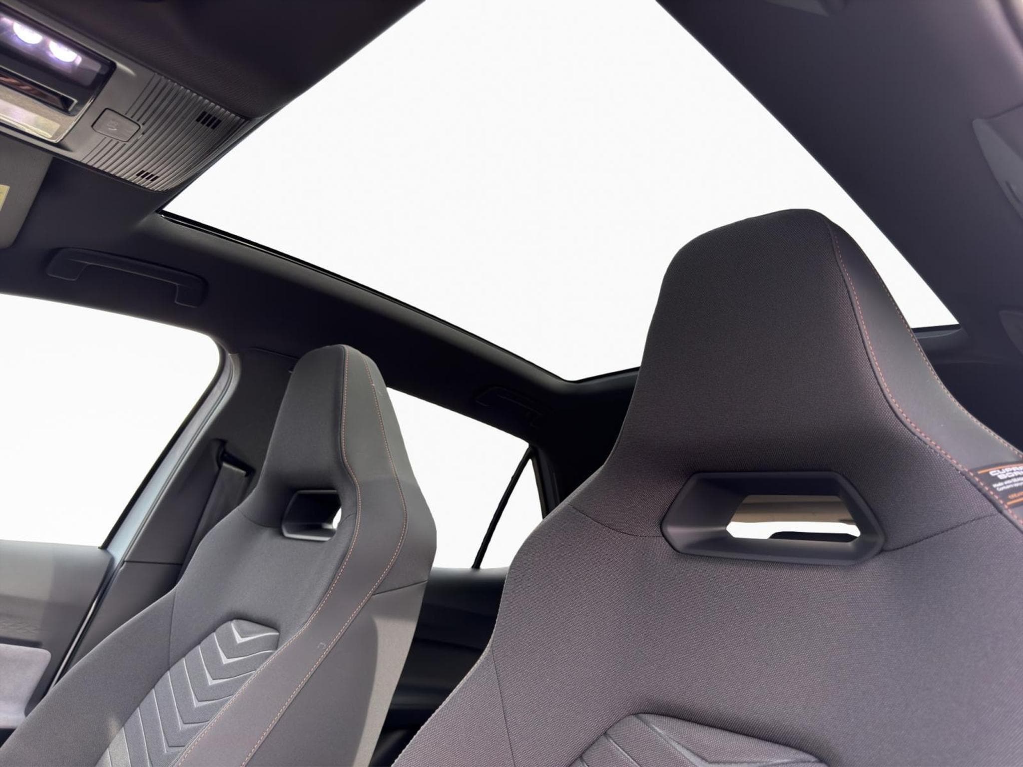 Cupra Born eBOOST 59kWh 170kW/231ch (2025) - Photo 10