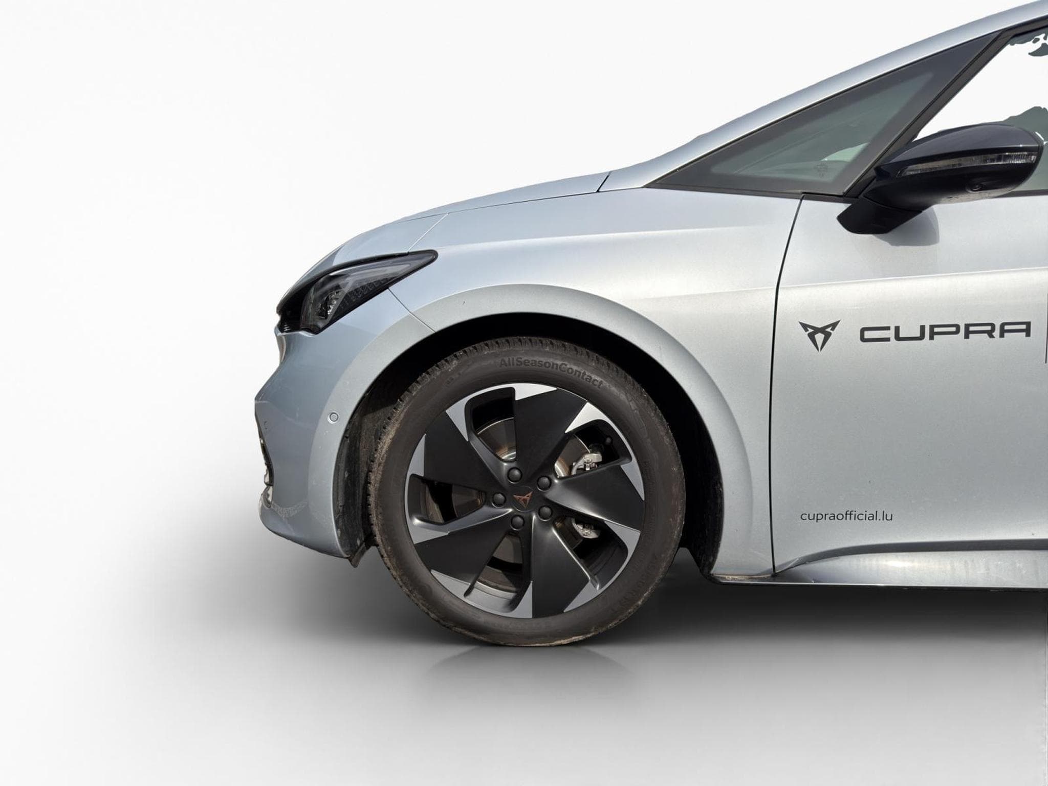 Cupra Born eBOOST 59kWh 170kW/231ch (2025) - Photo 8