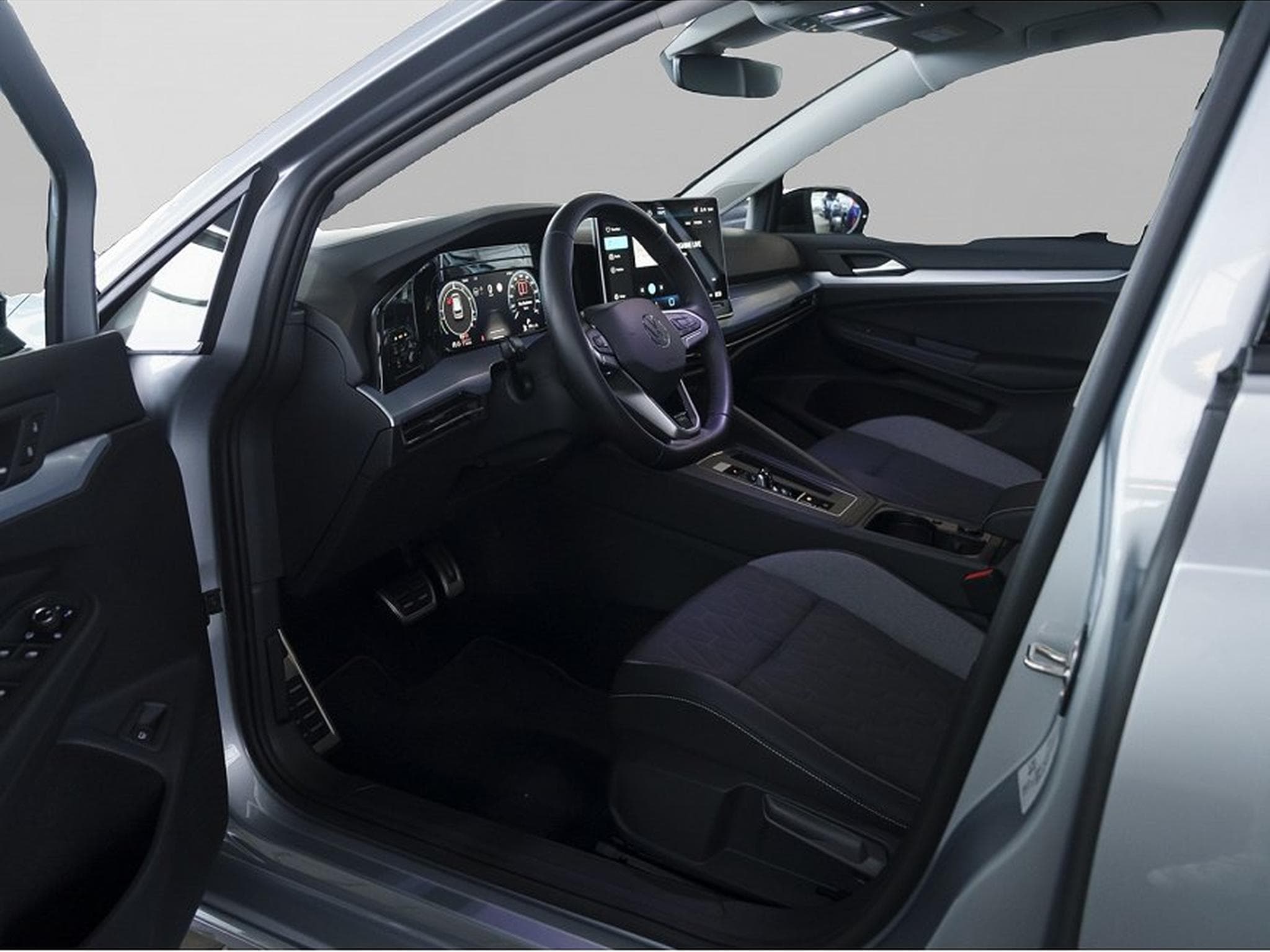 VW Golf (2025) - Photo 6