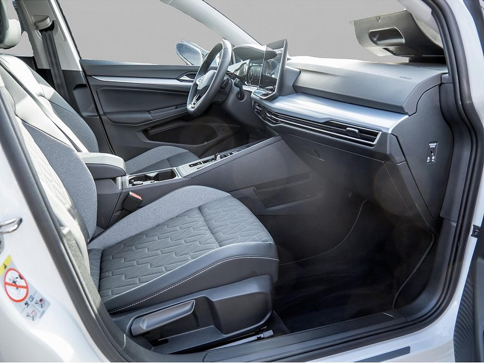 VW Golf (2026) - Photo 2