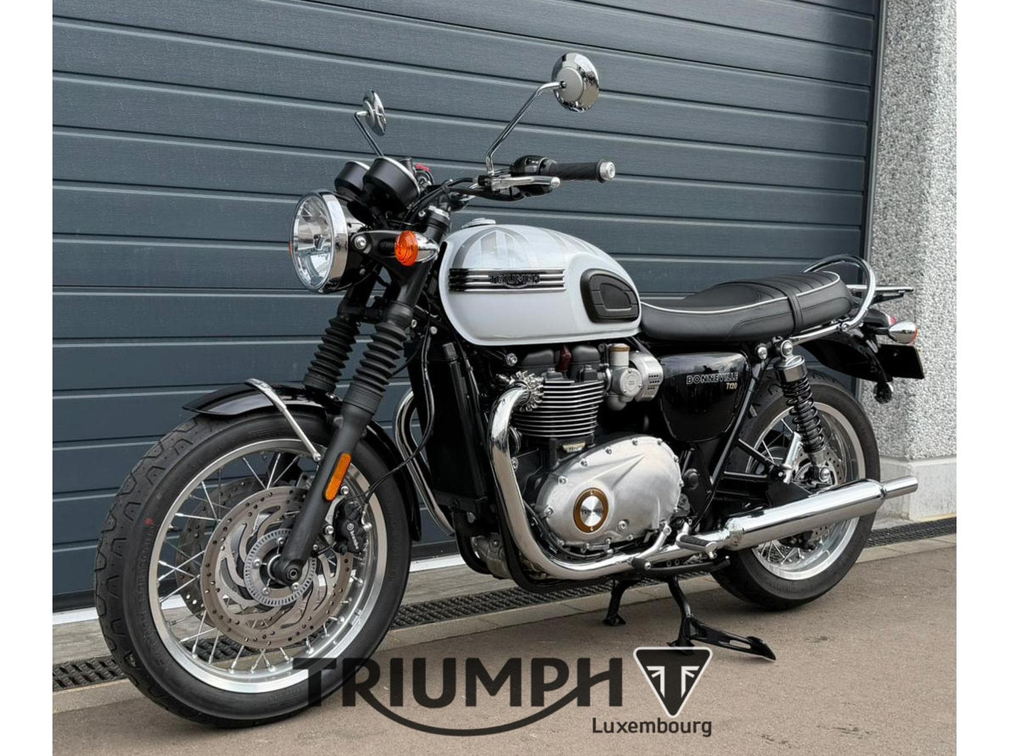 Triumph Bonneville BONNEVILLE T120 (2023) - Photo 3