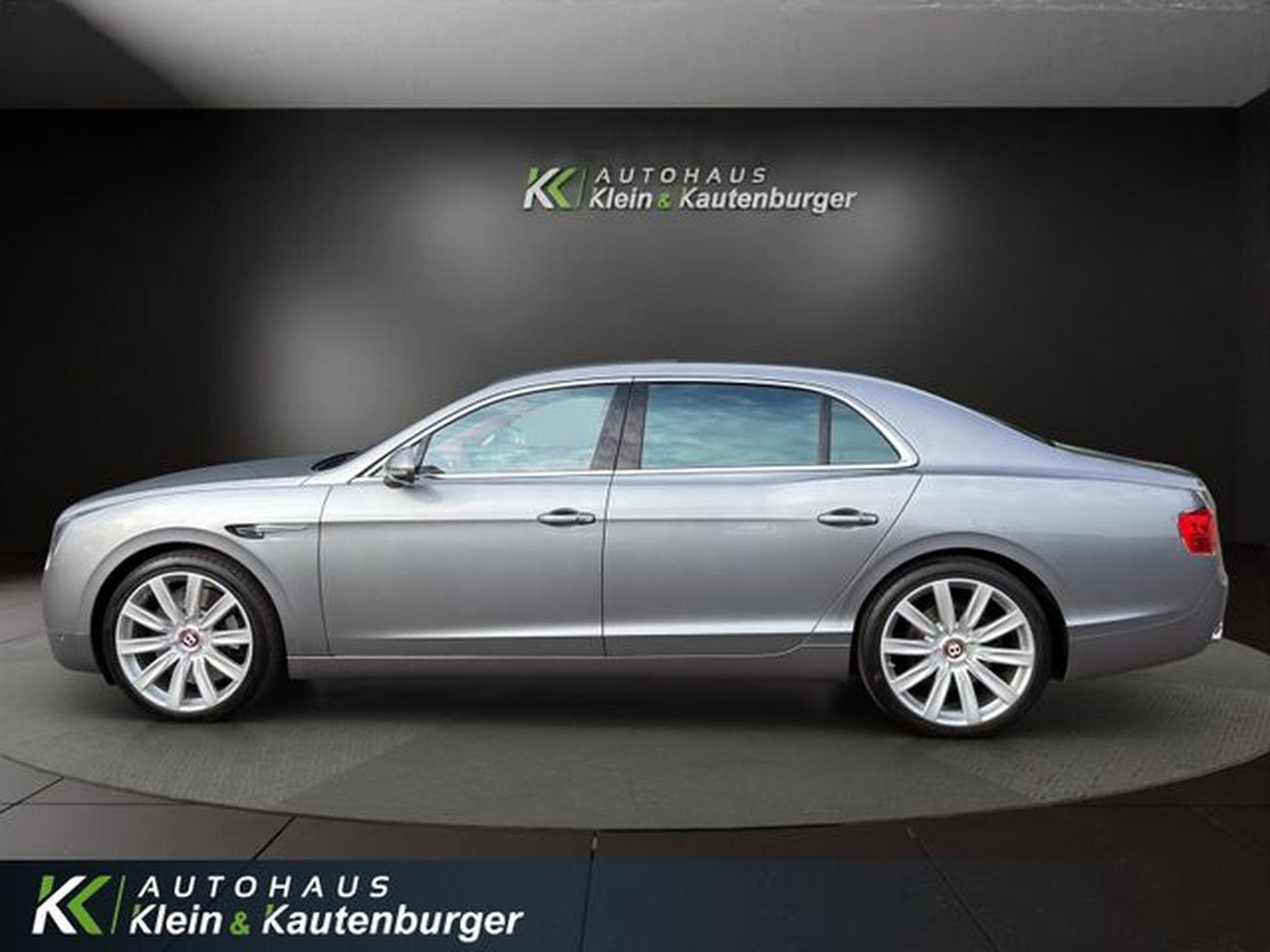 Bentley Flying Spur FLYING SPUR V8 MULLINER +VOLL+REAR-EN+SCHECKHEFT (2015) - Photo 8