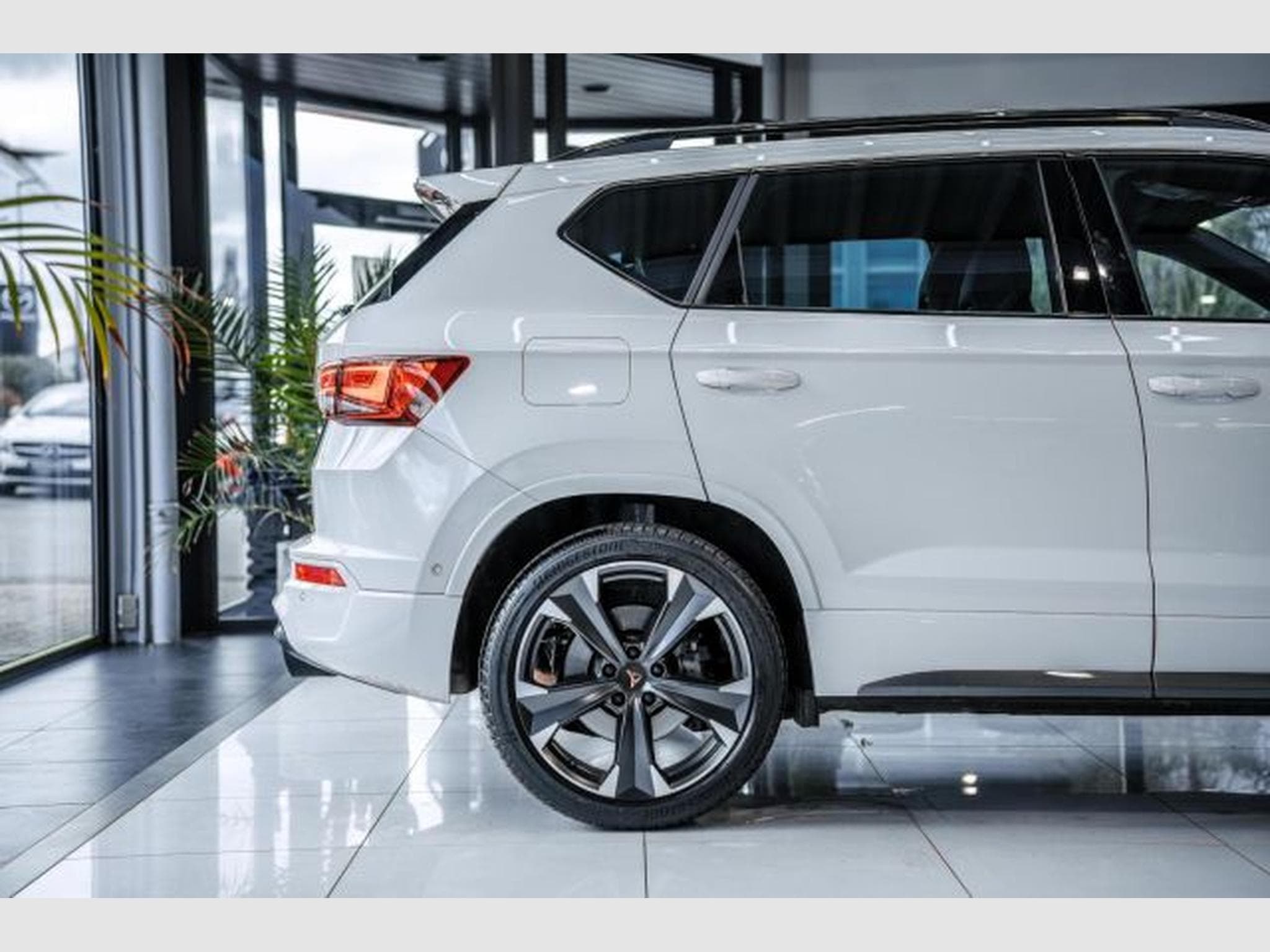 Cupra Ateca Ateca VZ 2.0 TSI DSG 4Drive NAVI AHK LED RFK SHZ (2024) - Photo 8