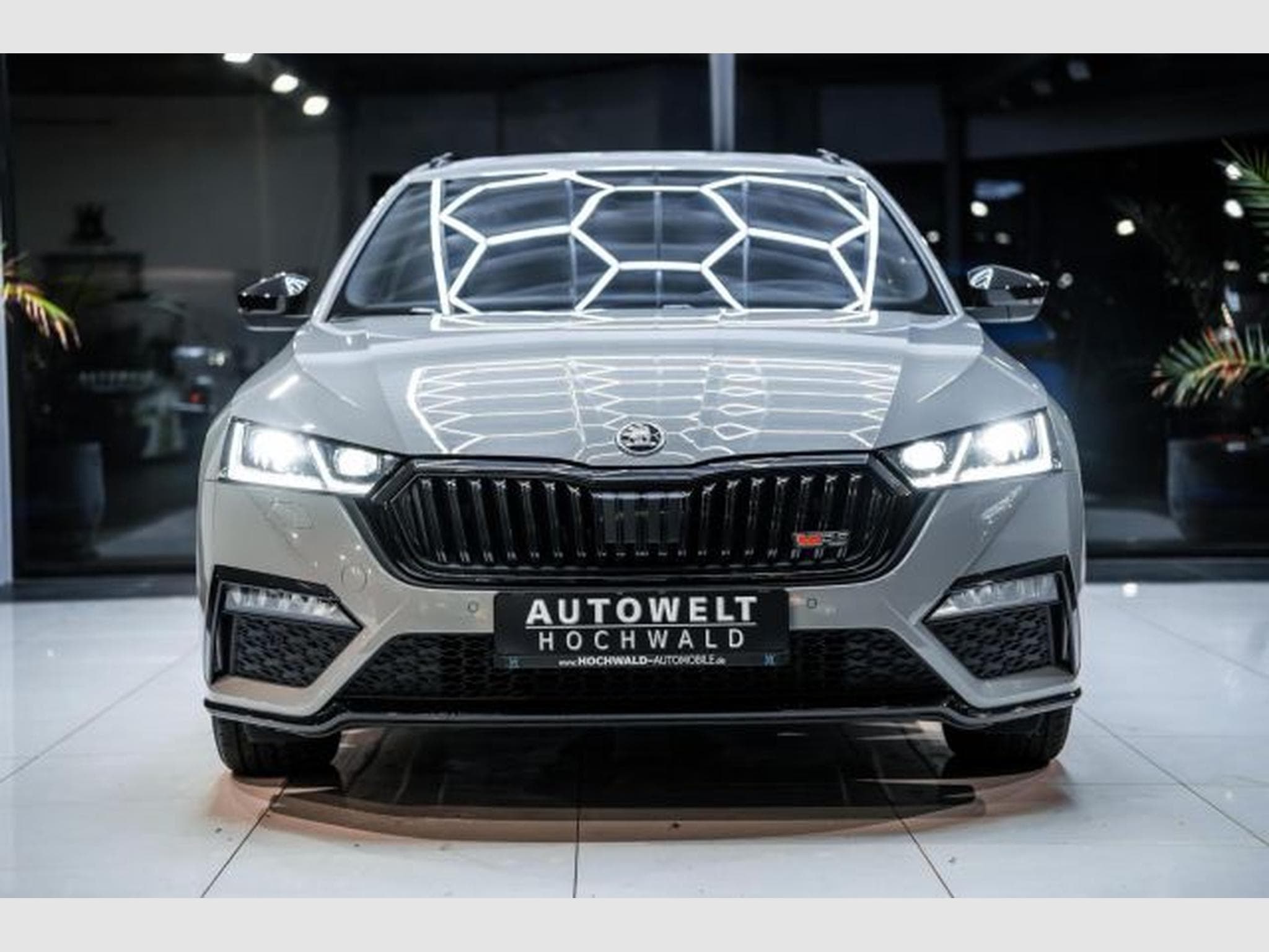 Skoda Octavia Octavia RS 2.0 TSI DSG First Edit. PANO HuD LED (2021) - Photo 5