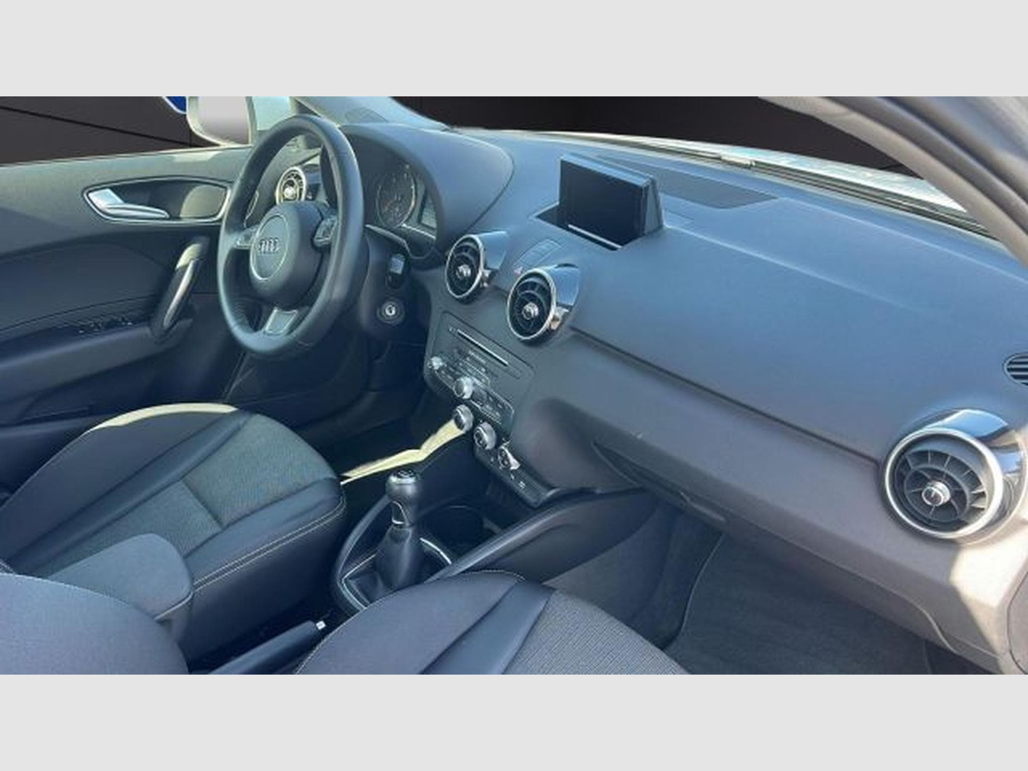 Audi A1 A1 Sportback NAVI,KLIMA,BIXENON,MFL,GRA,PDC (2018) - Foto 10