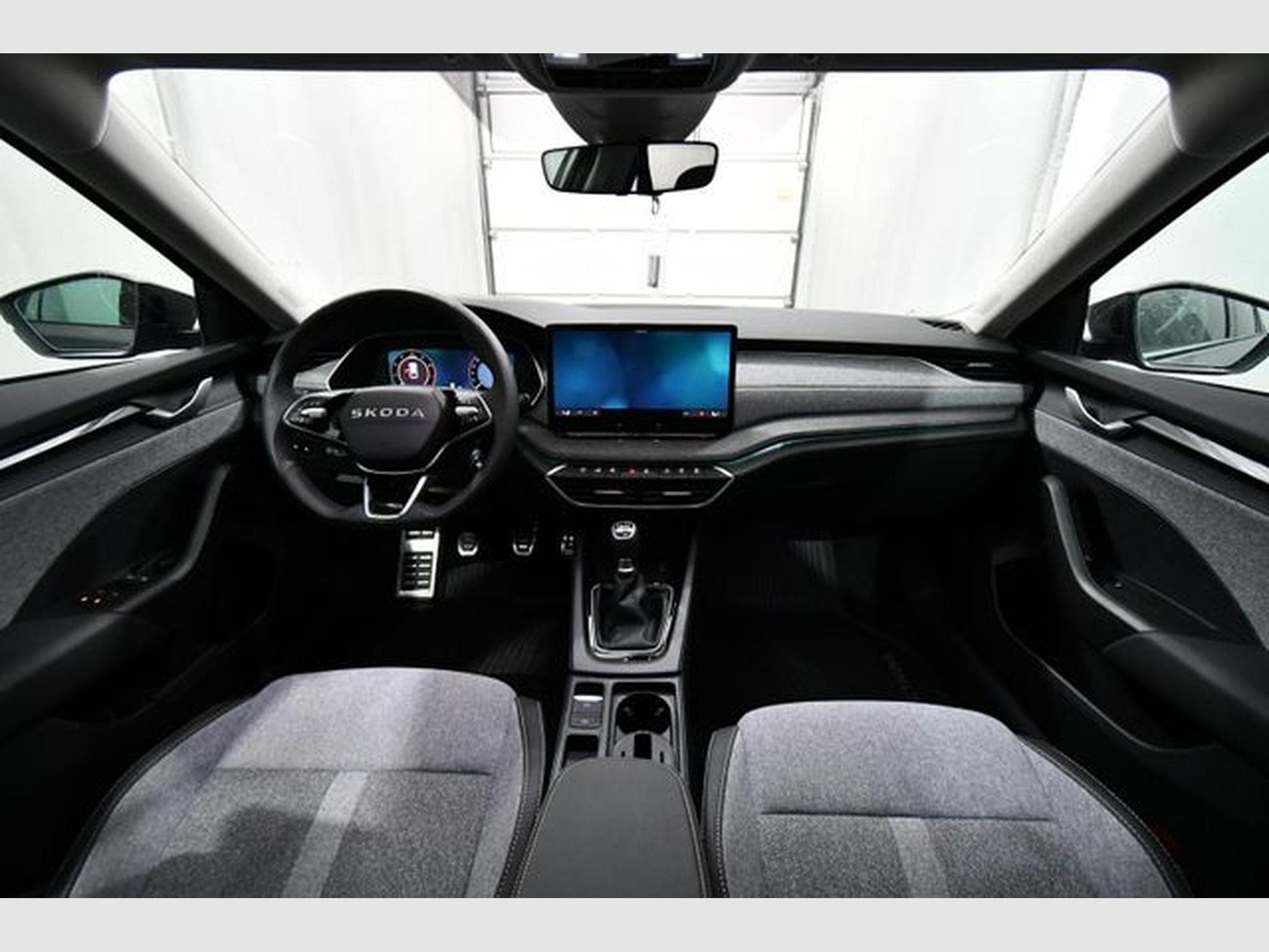 Skoda Octavia Octavia Combi 1.5 TSI Selection, Navi, Park A., (2025) - Photo 7