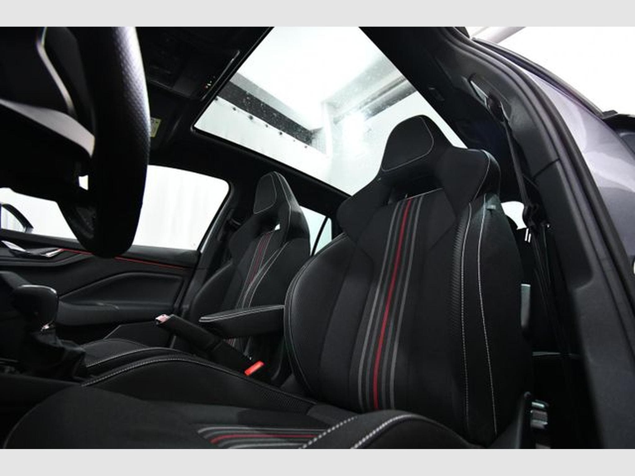 Skoda Kamiq Kamiq Monte Carlo, Pano, 18", Navi (2025) - Photo 6