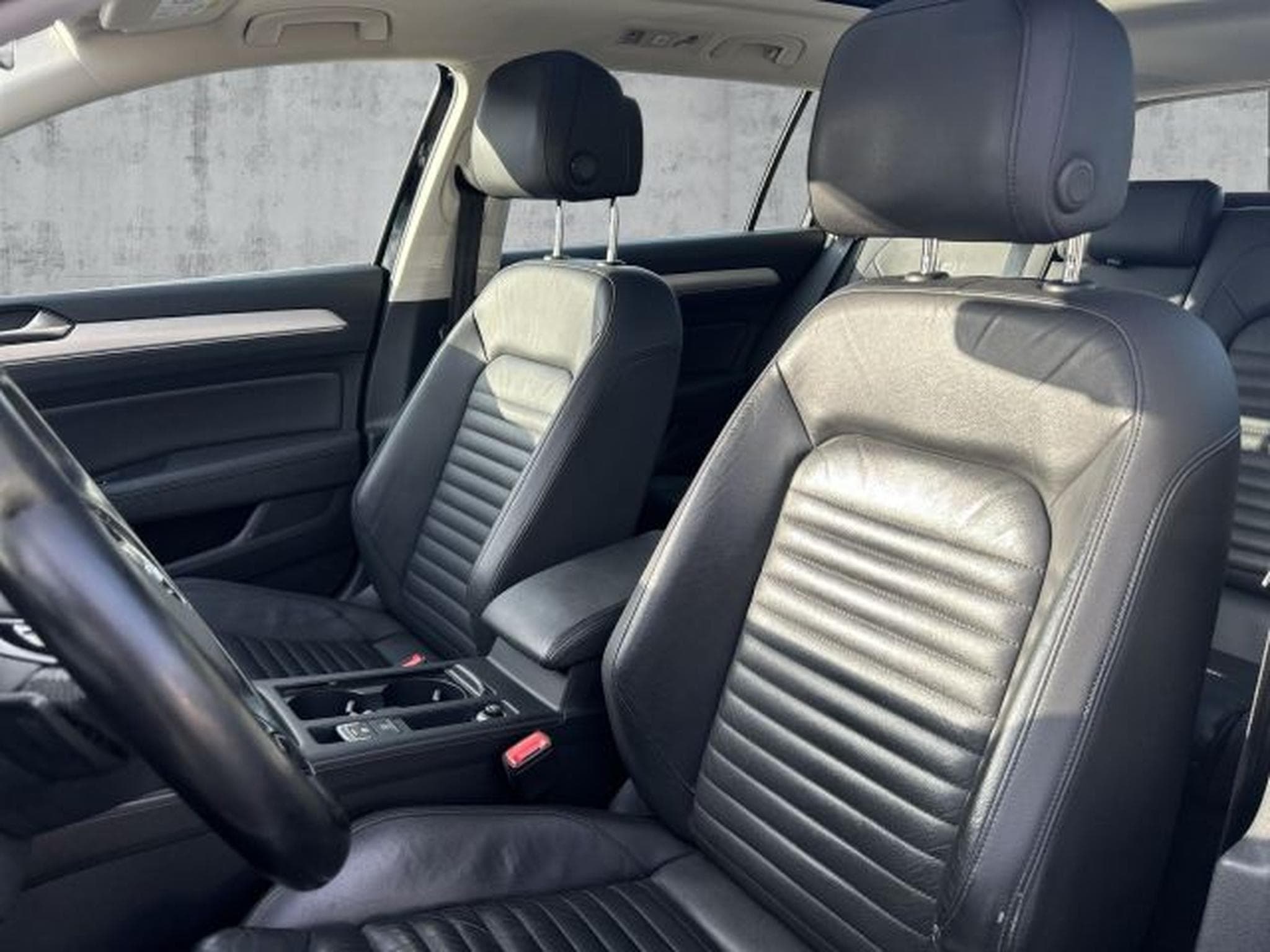 VW Passat Passat Alltrack 2.0 TDI DSG 4M LED RFK AHK PANO (2016) - Foto 11