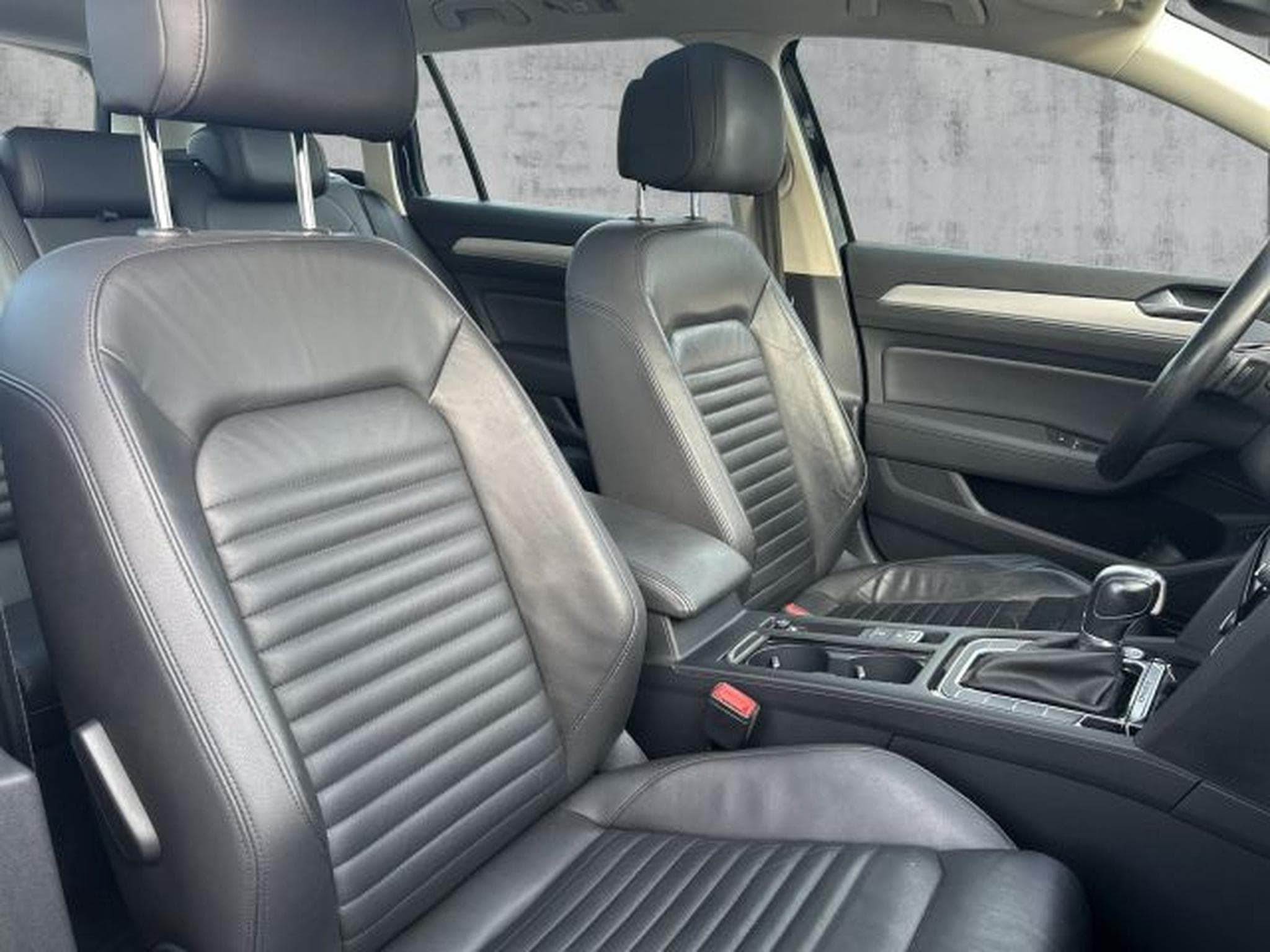 VW Passat Passat Alltrack 2.0 TDI DSG 4M LED RFK AHK PANO (2016) - Foto 13