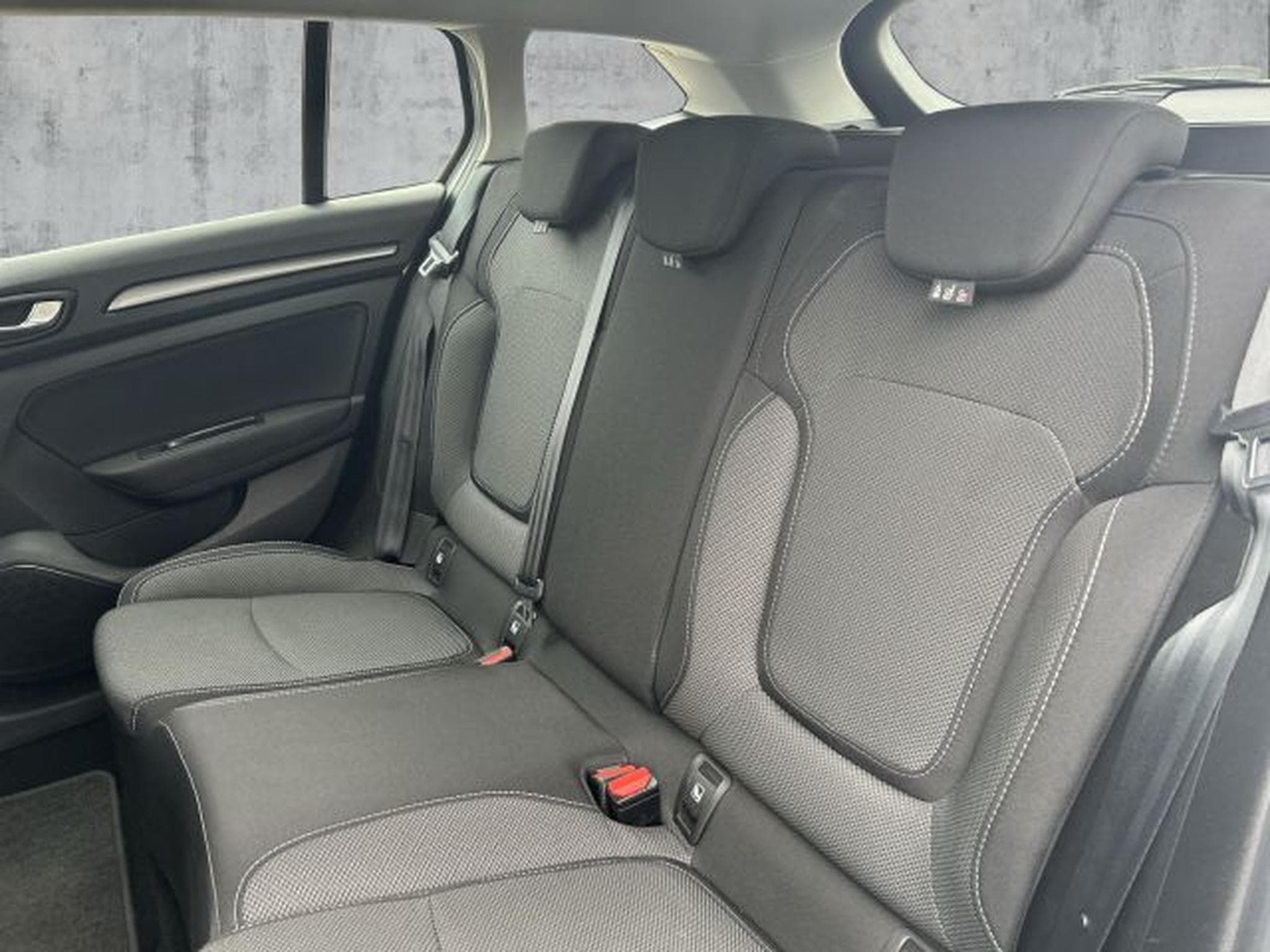 Renault Megane Megane Grandtour 1.5 dCi Equilibre NAVI M.LED (2022) - Foto 12