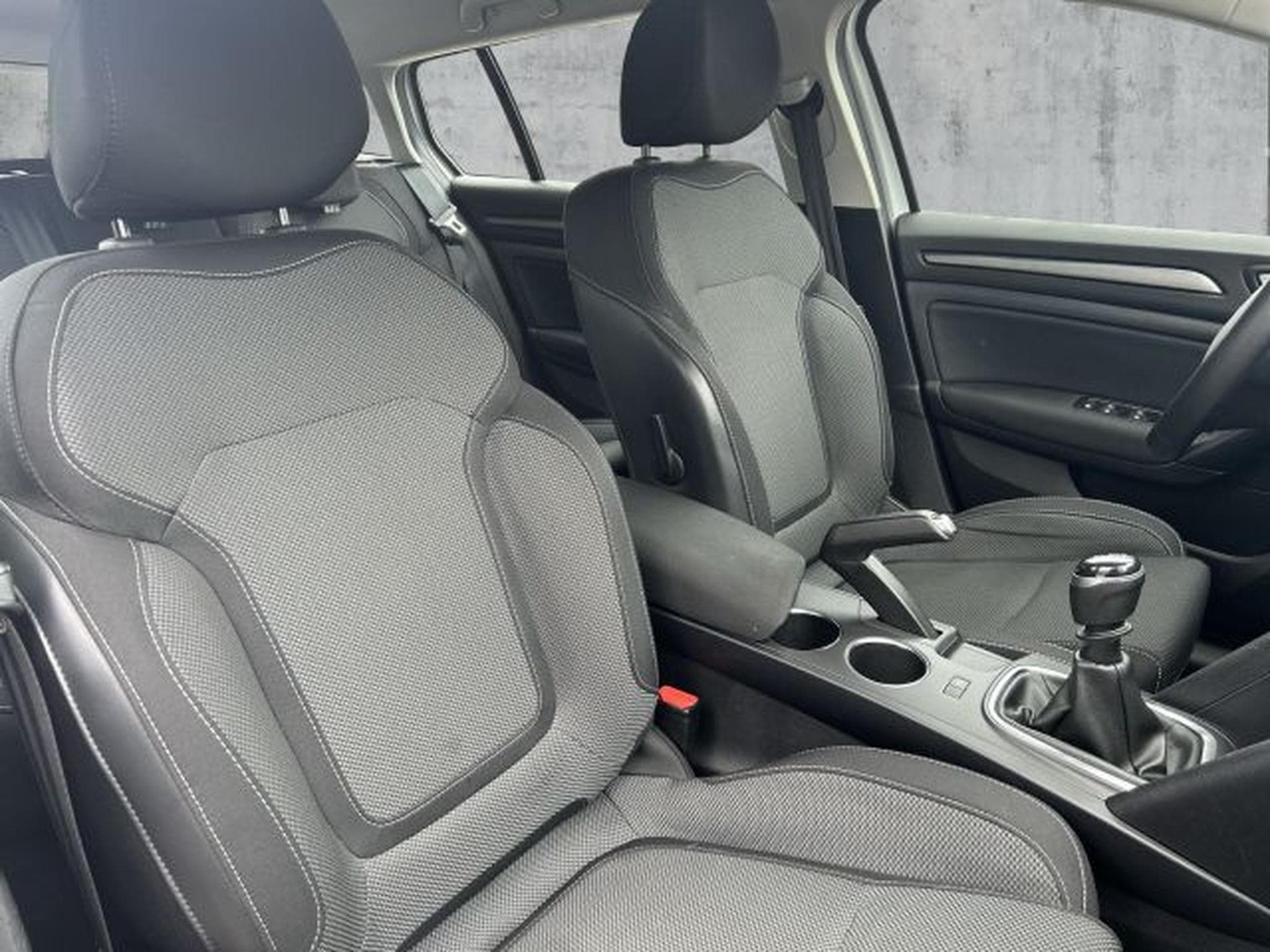 Renault Megane Megane Grandtour 1.5 dCi Equilibre NAVI M.LED (2022) - Foto 13