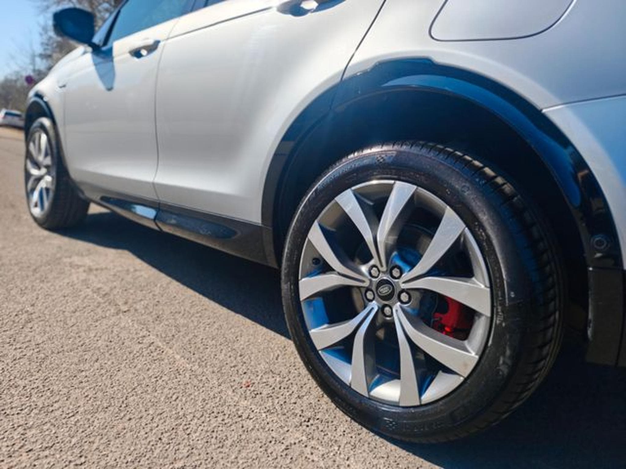 Land-Rover Discovery DISCOVERY SPORT HYBRID*R-DYNAMIC*HSE AWD *LED* (2024) - Foto 10