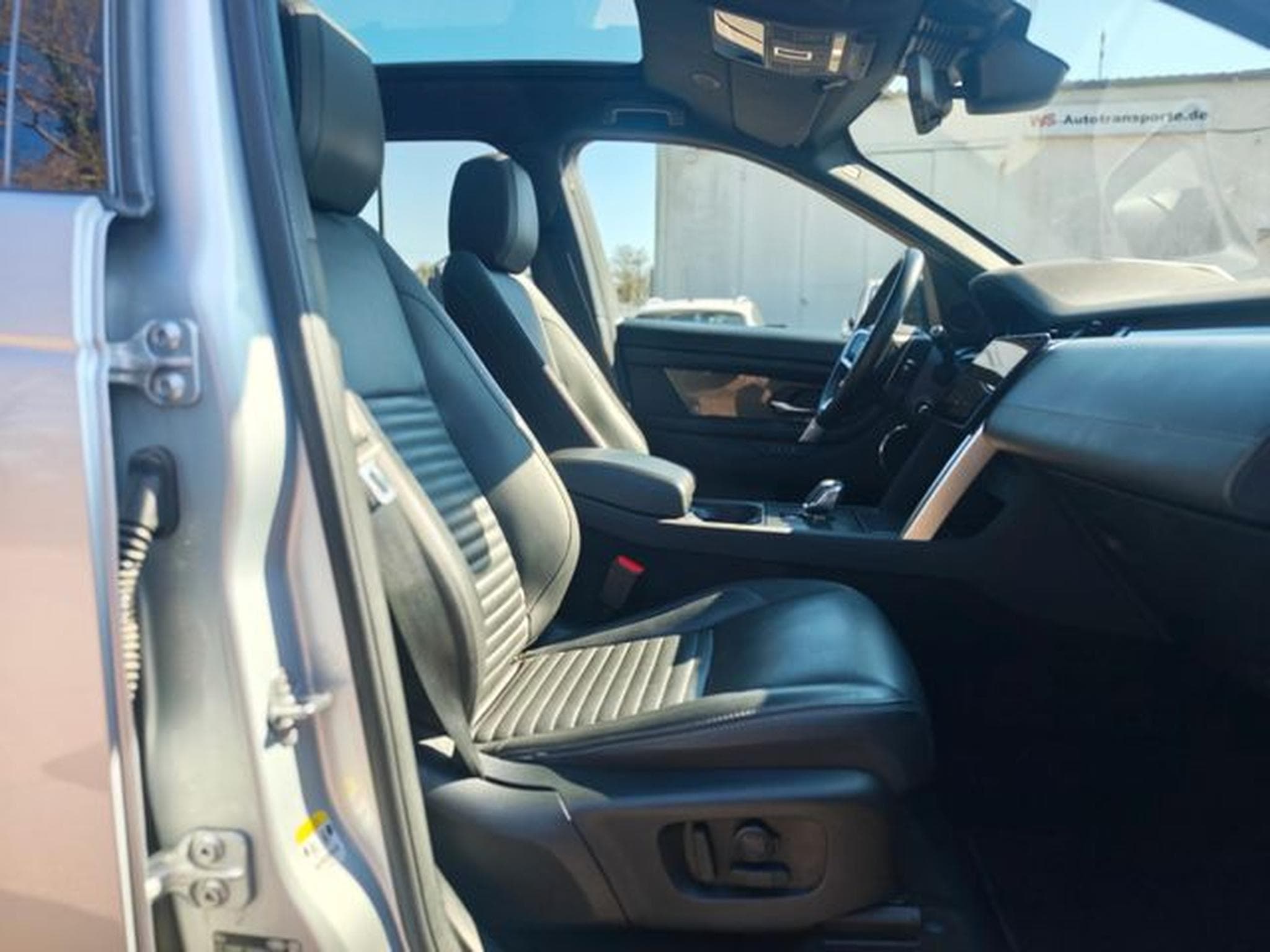 Land-Rover Discovery DISCOVERY SPORT HYBRID*R-DYNAMIC*HSE AWD *LED* (2024) - Foto 13