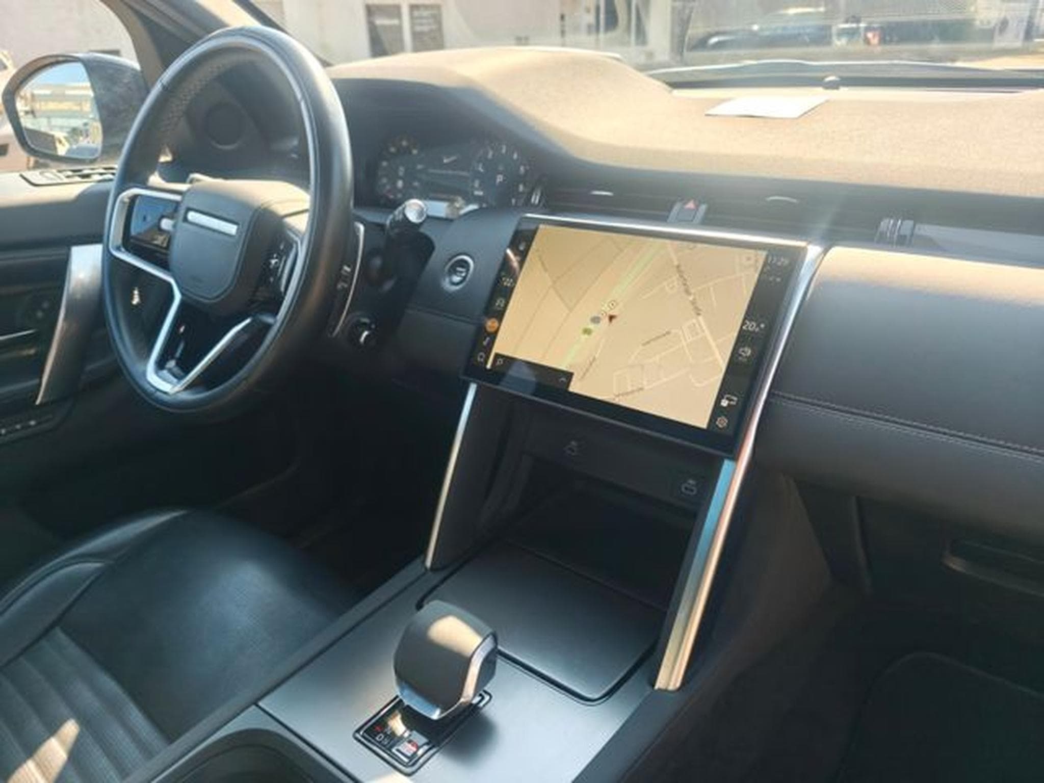 Land-Rover Discovery DISCOVERY SPORT HYBRID*R-DYNAMIC*HSE AWD *LED* (2024) - Foto 15