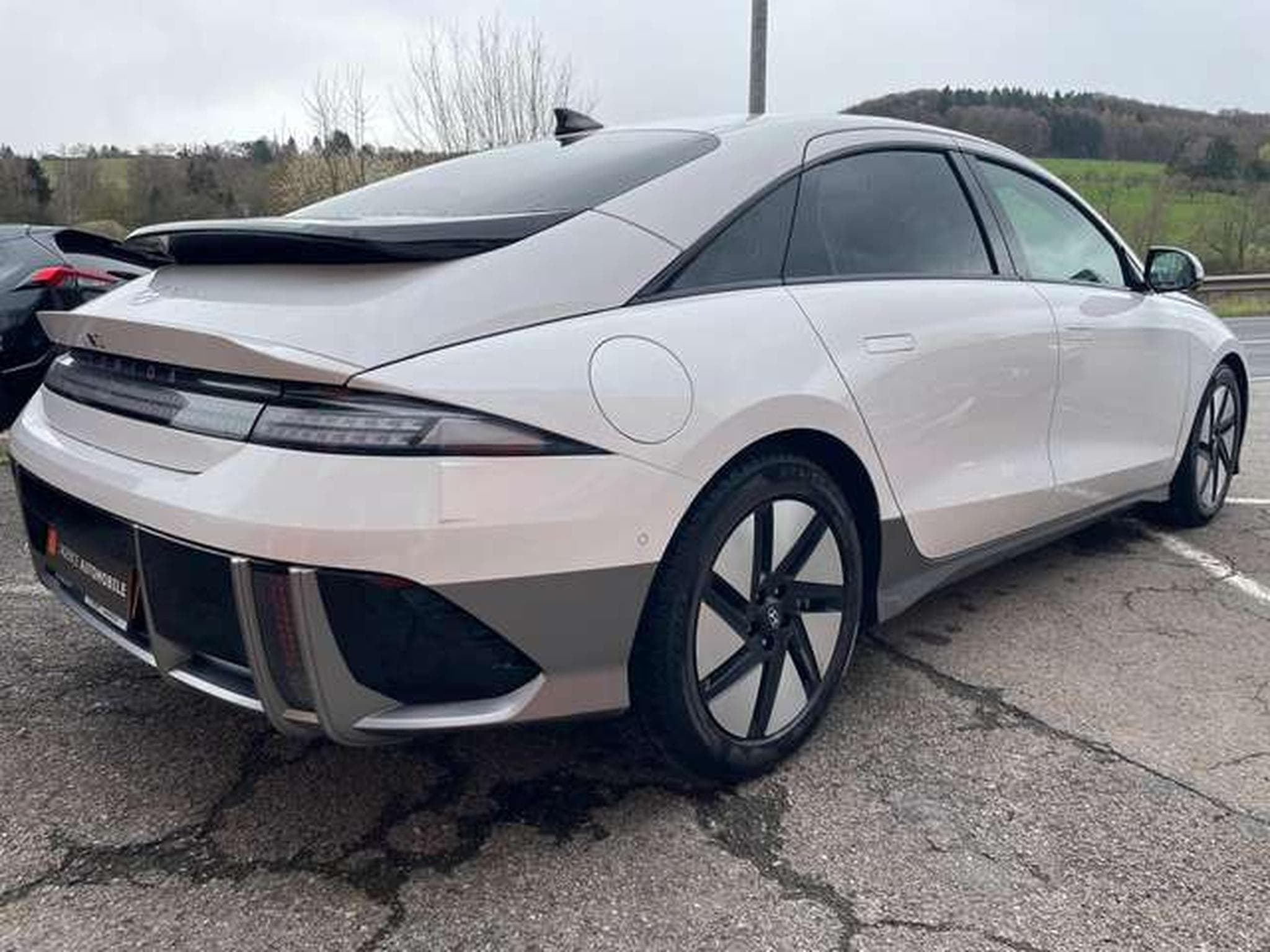 Hyundai IONIQ 6 IONIQ 6 77,4 kWh Dynamiq (2024) - Photo 5