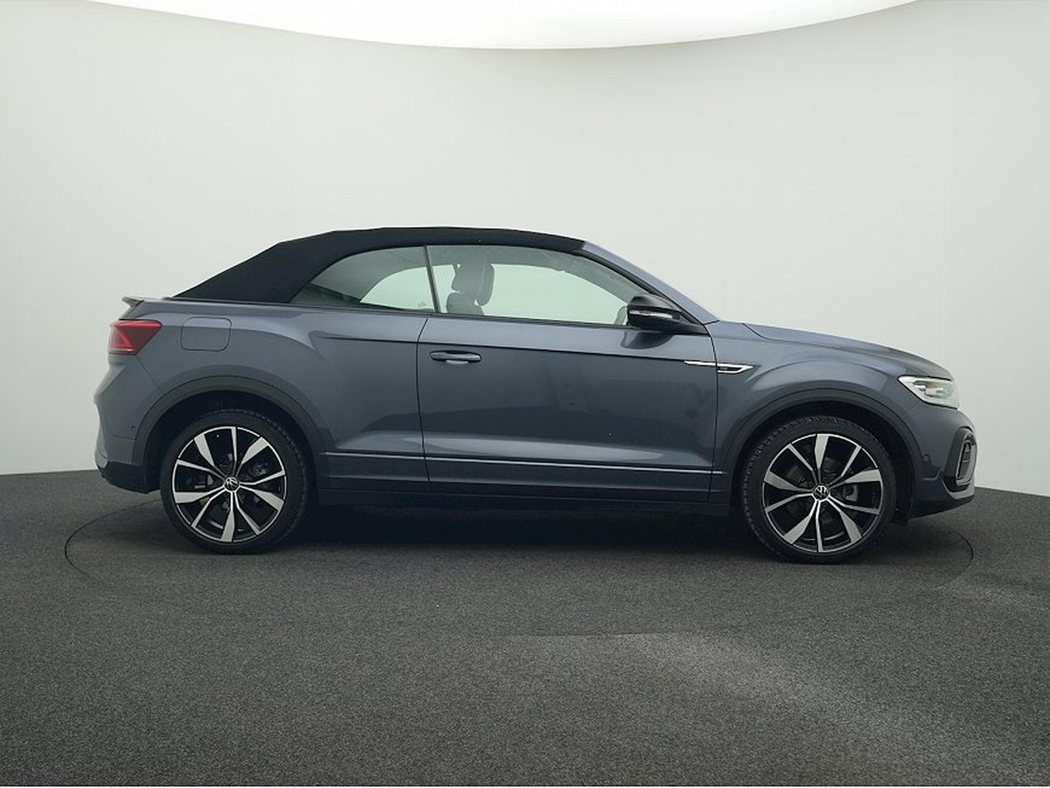 VW T-Roc (2024) - Photo 6